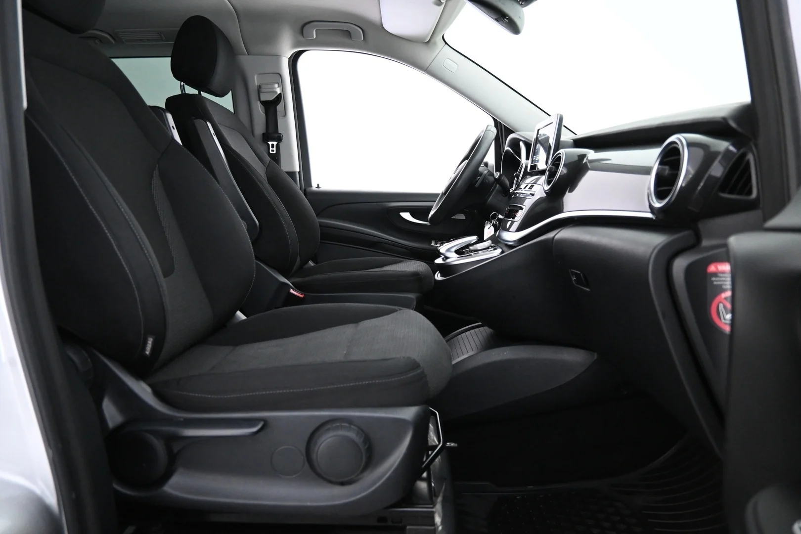 Car Image - 4NZSckPcXHchh2amfpLkb4
