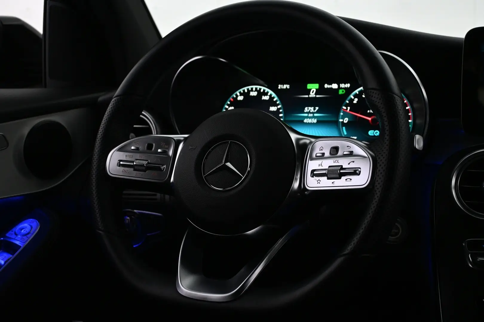 Car Image - 2uKYOb1PA8VtI5IYQP1jbz