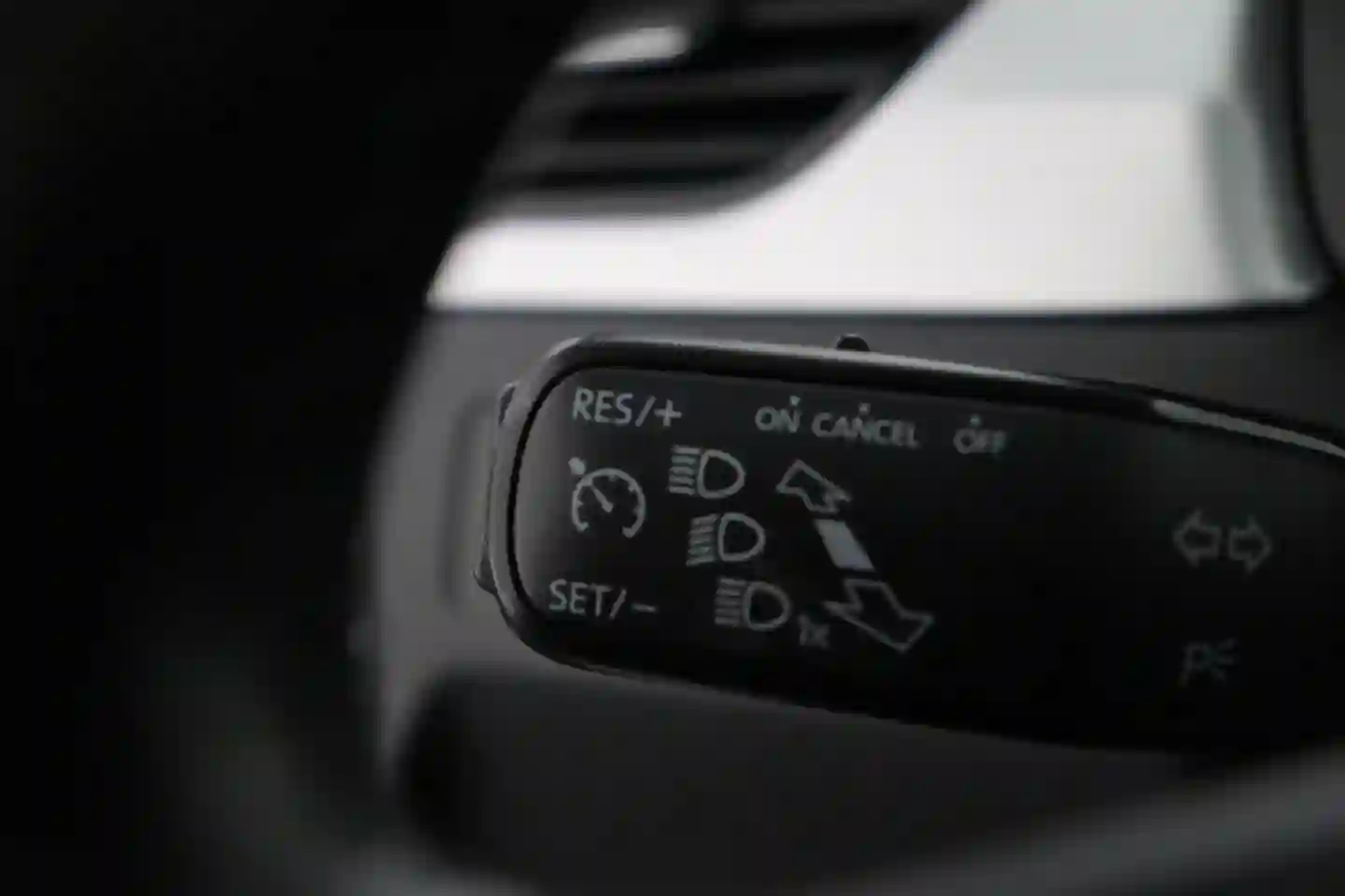 Car Image - 382ZAbqV9uz6stsAMgypEJ
