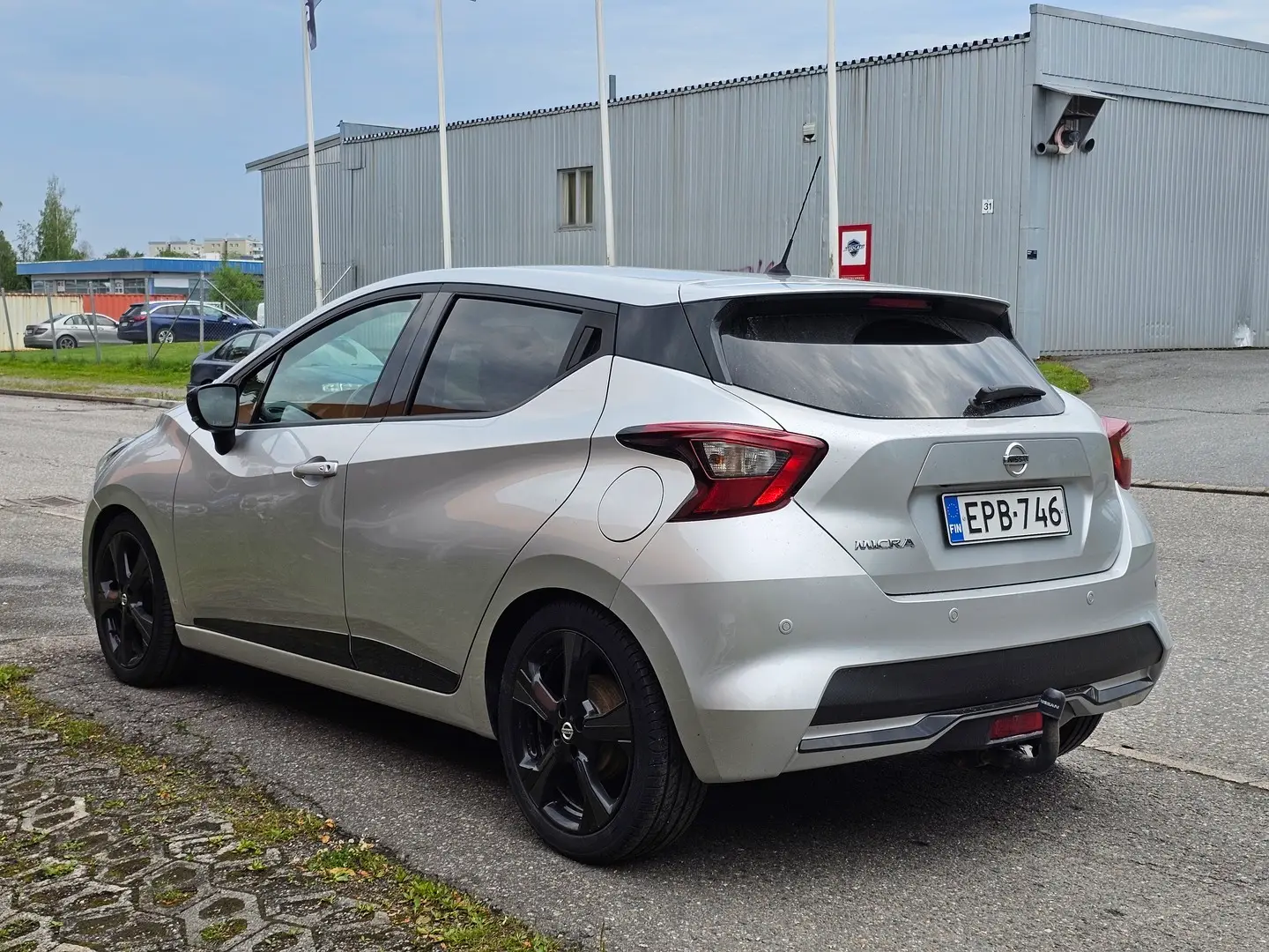 Car Image - 69BDIVJZiUCCIbjfptq7mb
