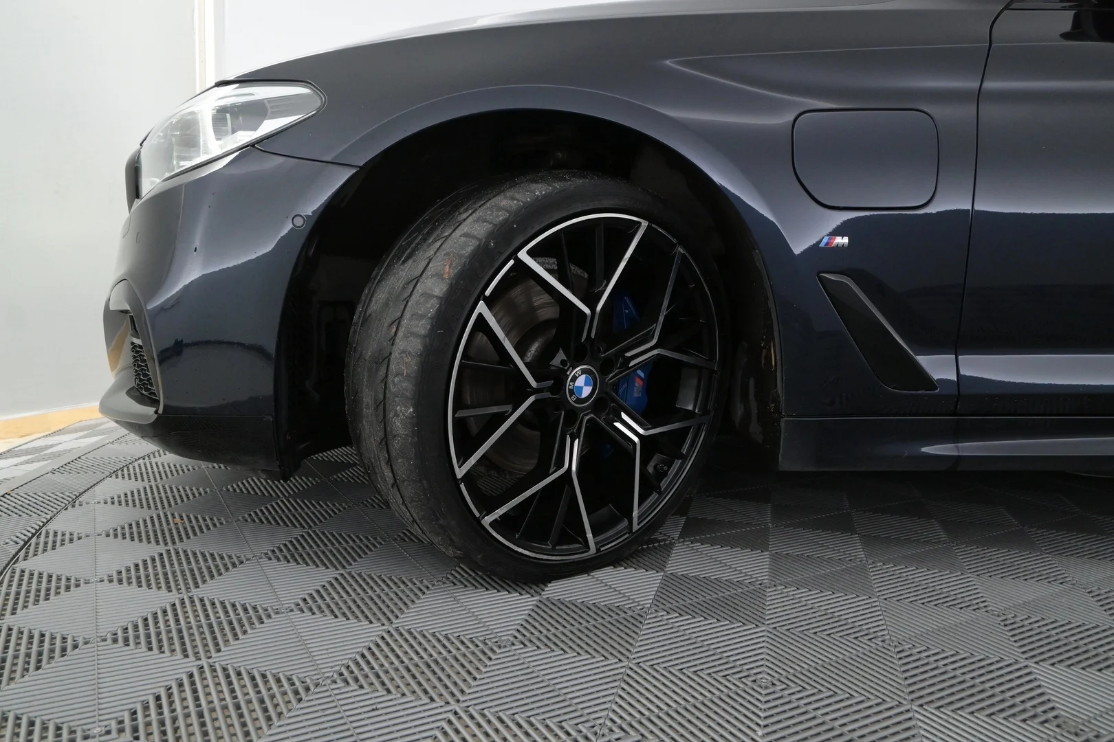 Car Image - 1MjyJacvBqKBH1xaTNF4SY