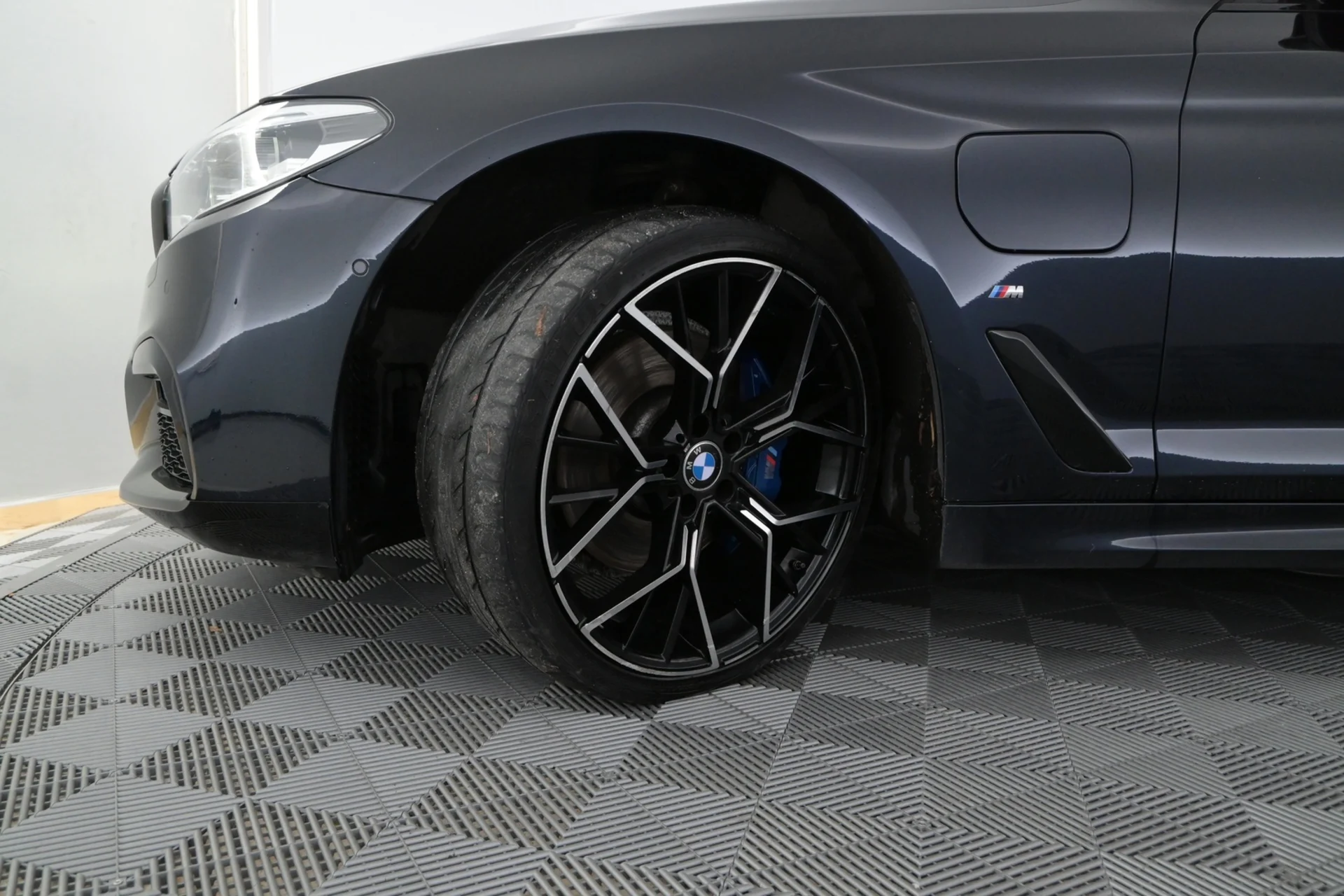 Car Image - 1MjyJacvBqKBH1xaTNF4SY