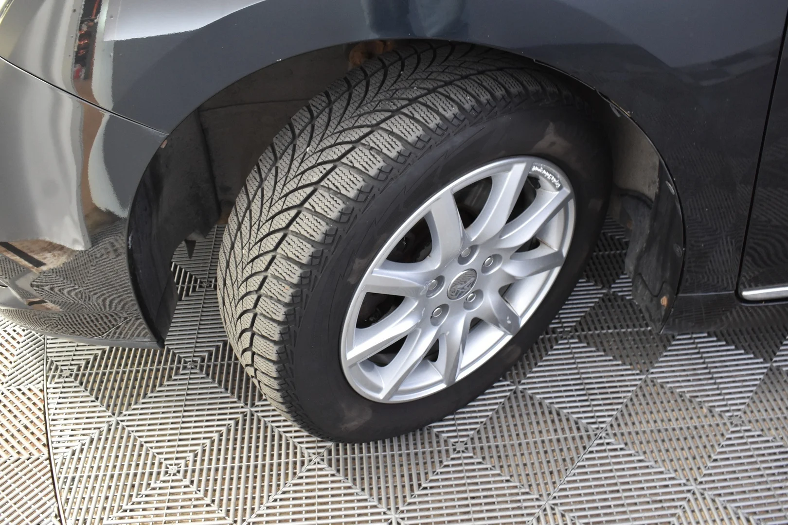 Car Image - 5fju7lrnmUsXY6gk4AfNel