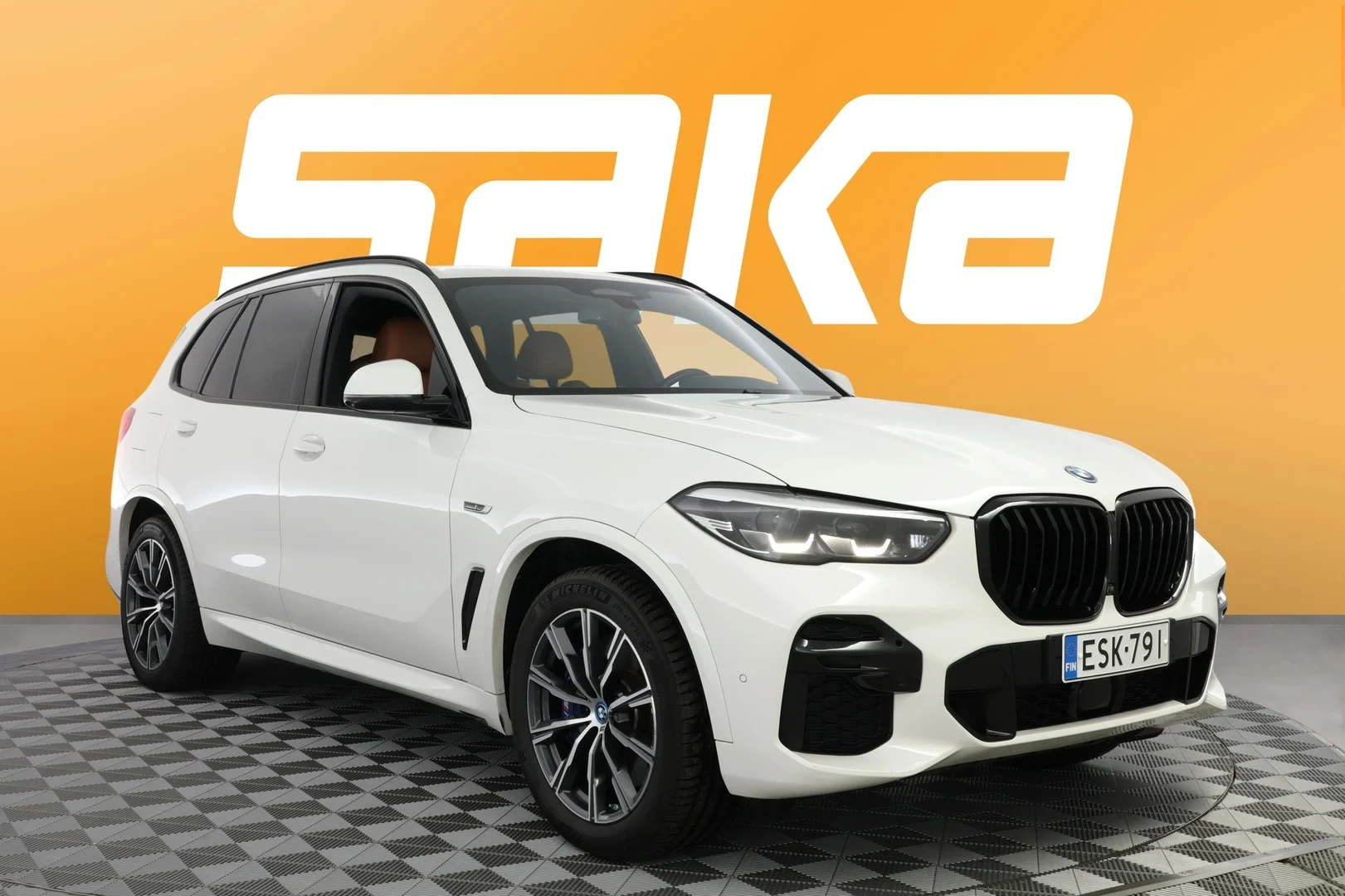 Car Image - 709qC01qp5kqgLDqf8vMru