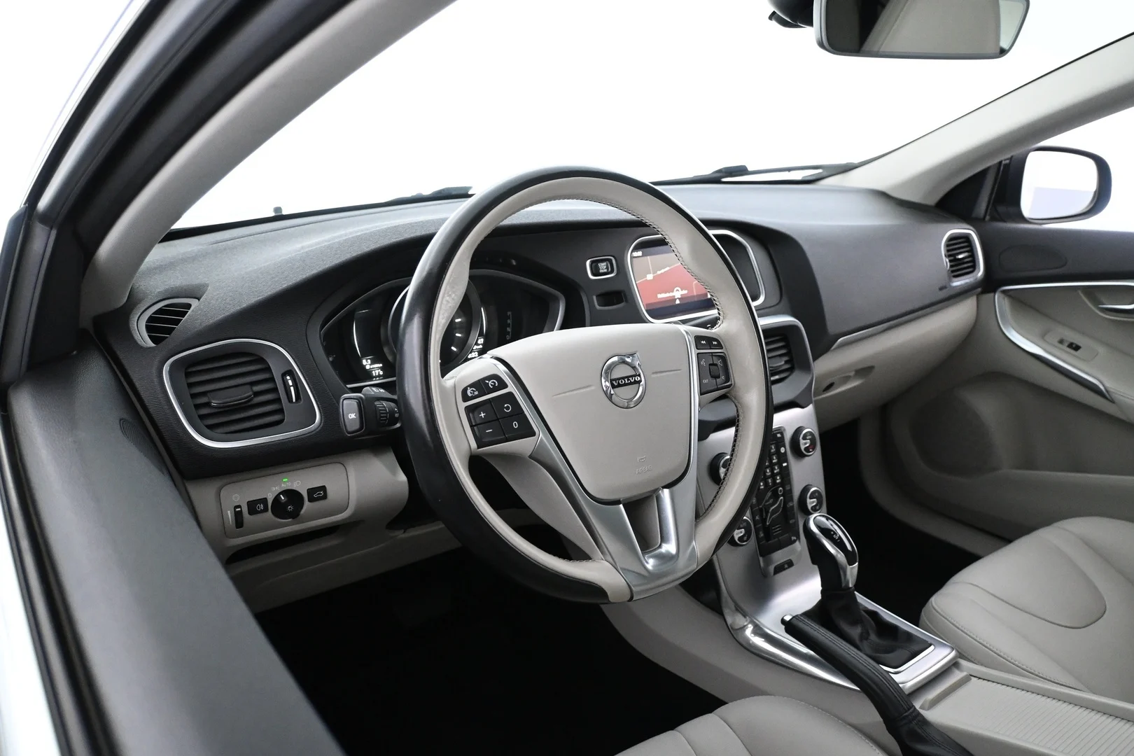 Car Image - 6gnxFVjbNKMKKlUKIBYwUH
