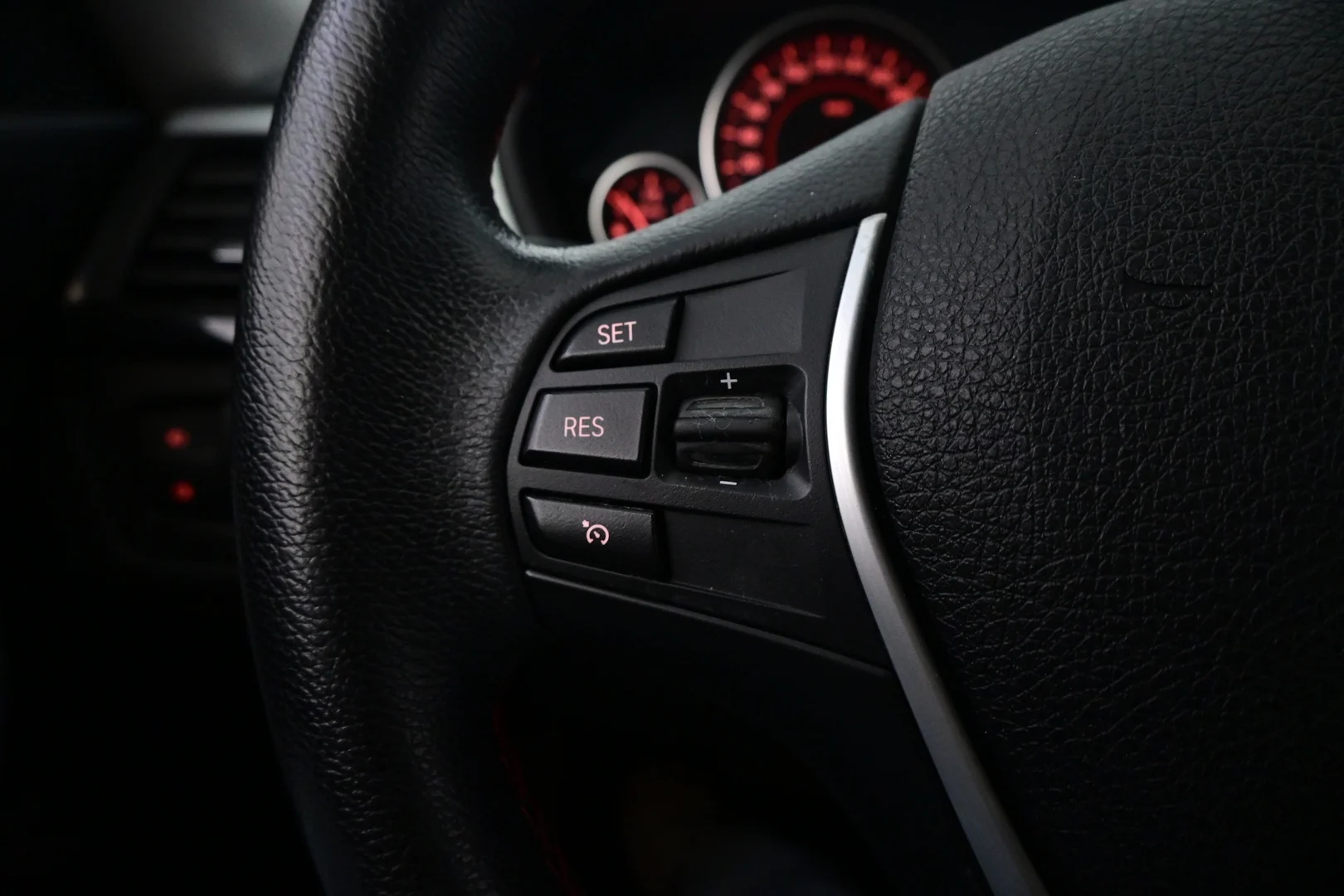 Car Image - 4ZEpXd5rY6EYZRoTkK5SSZ