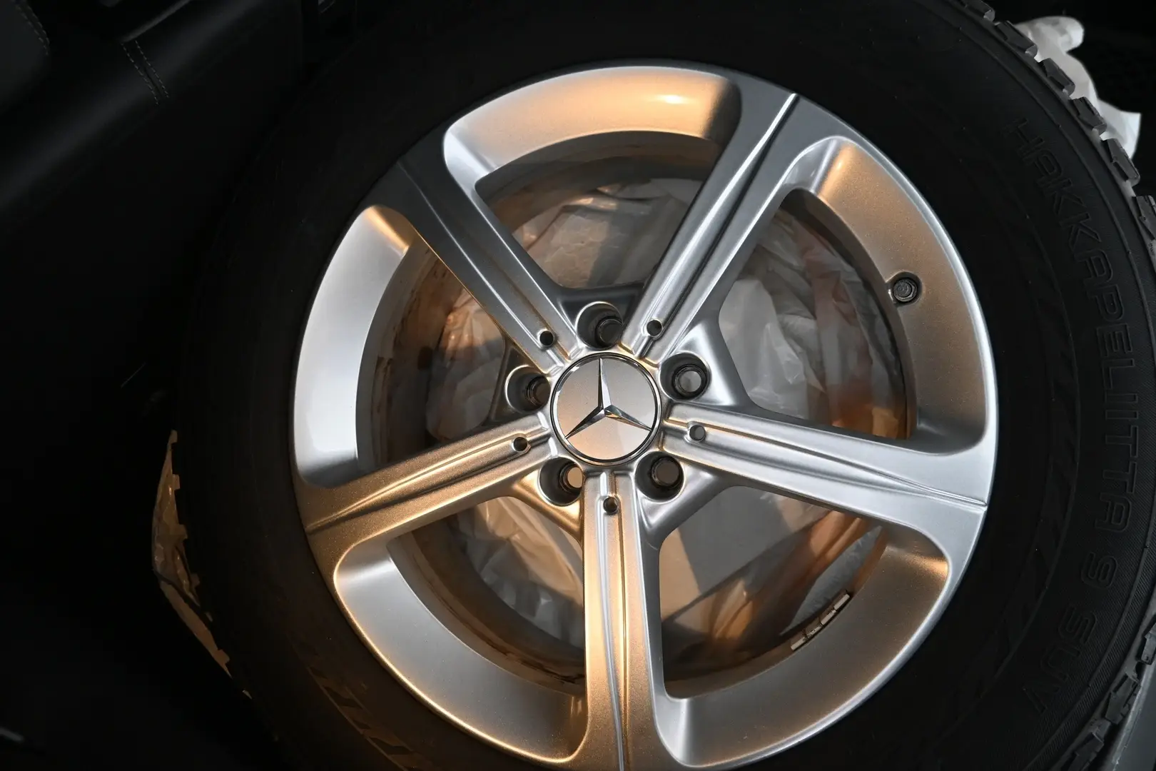 Car Image - 2vpzMU9ji5DsbtIxlaNFxr