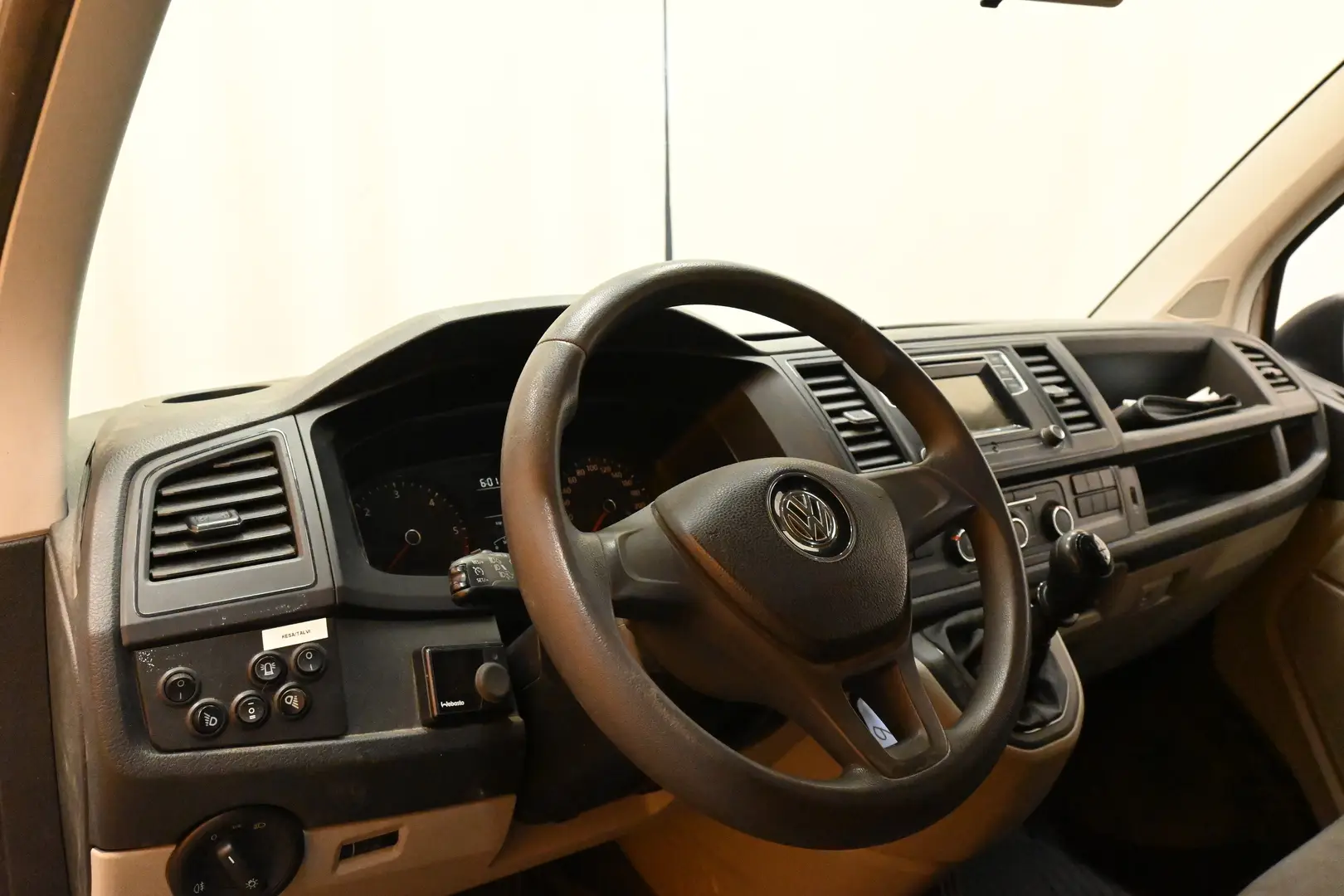 Car Image - 5Zf8FEIt1zA1CbnQMBqY06