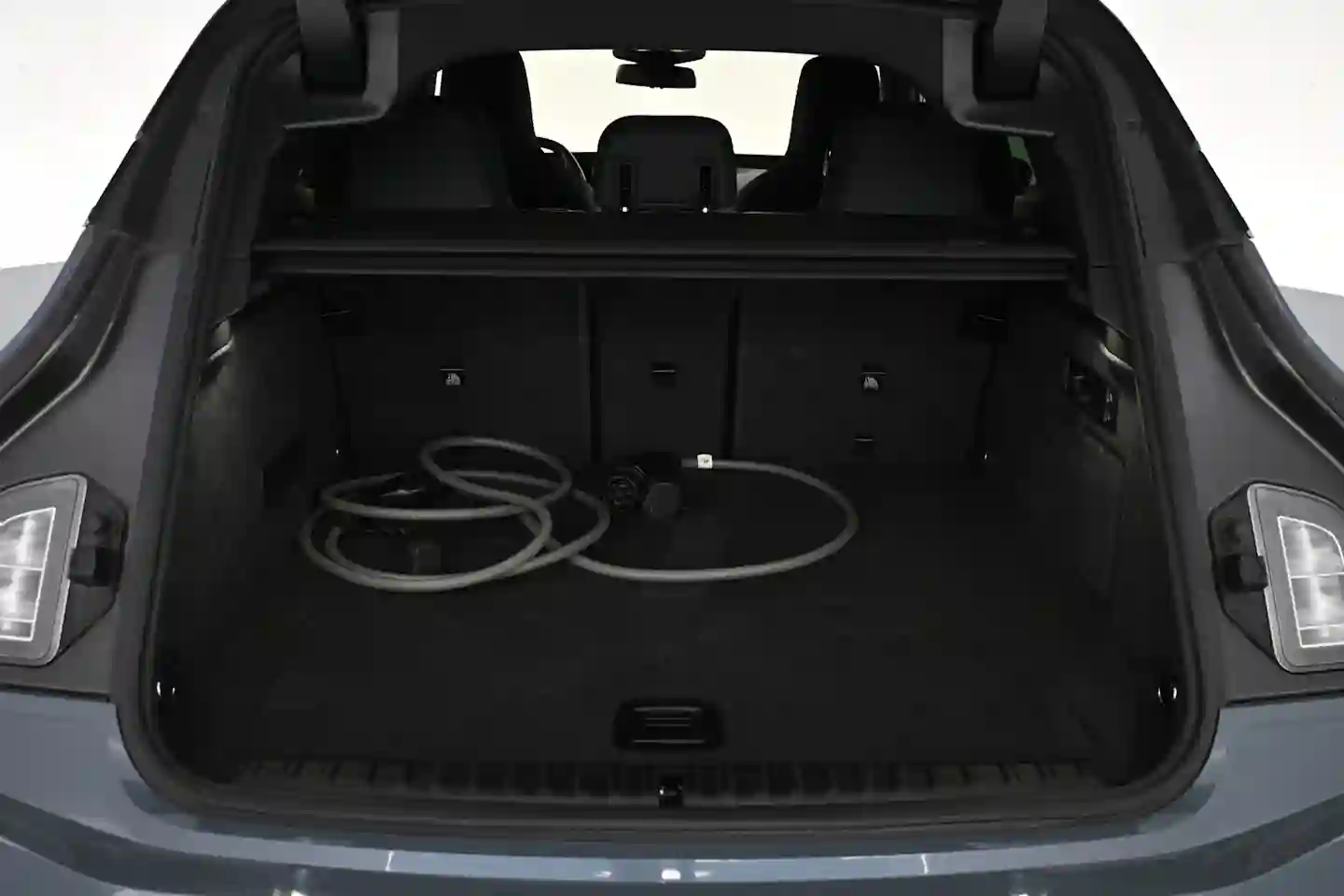 Car Image - 6KGvjyUJIPwCg8erPRx2hh