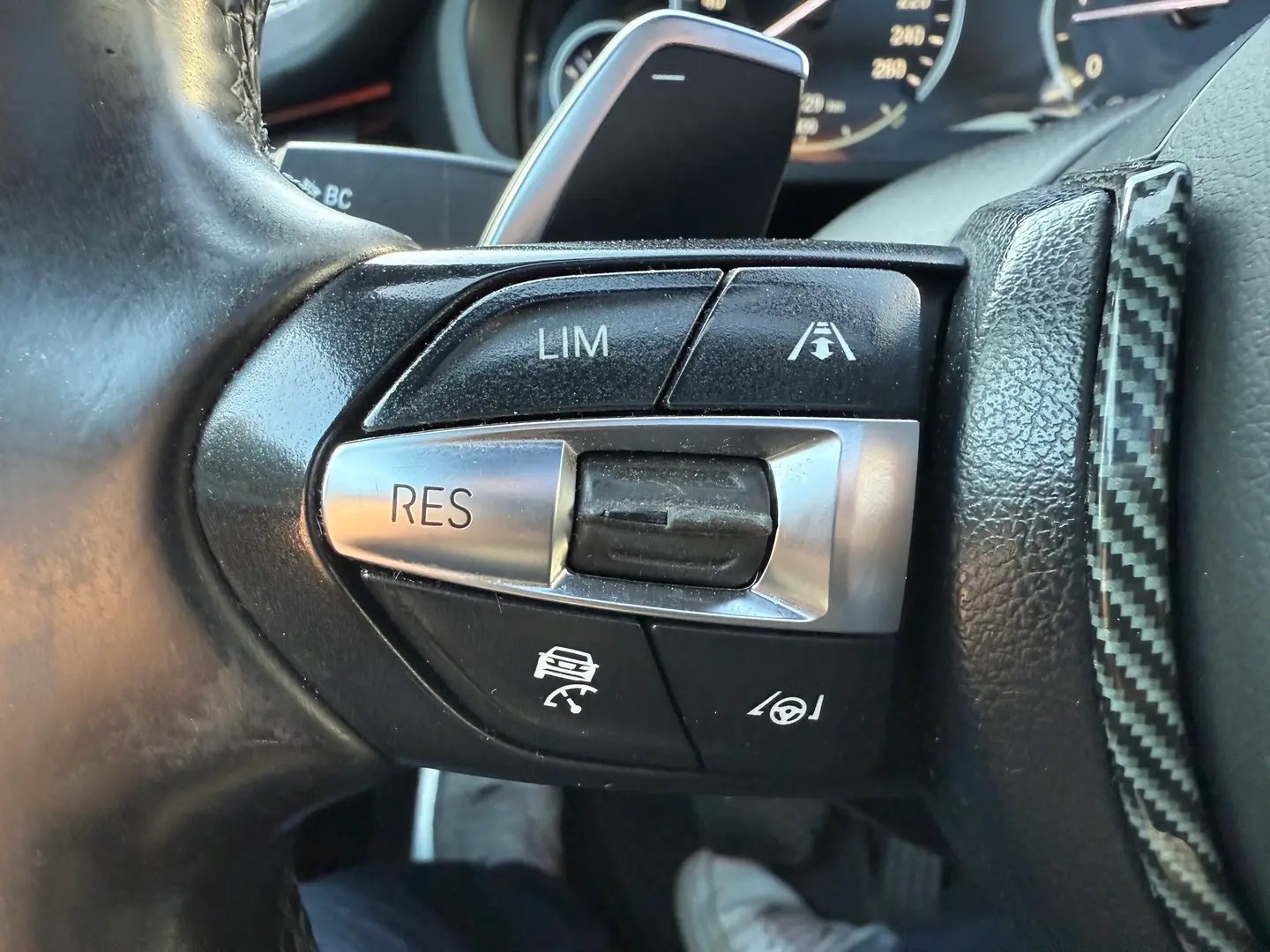 Car Image - 41jK4YeVhg7KdYZShQt7tR