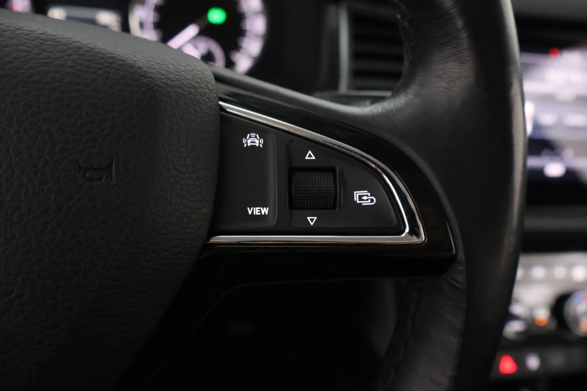 Car Image - 6JUzSTD5EVCjE8EFBwcZnj