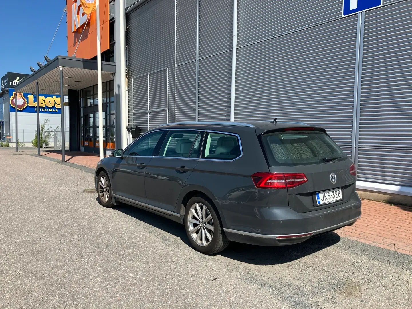 Car Image - 2o9VFTjmKd159wbLY8UTSU