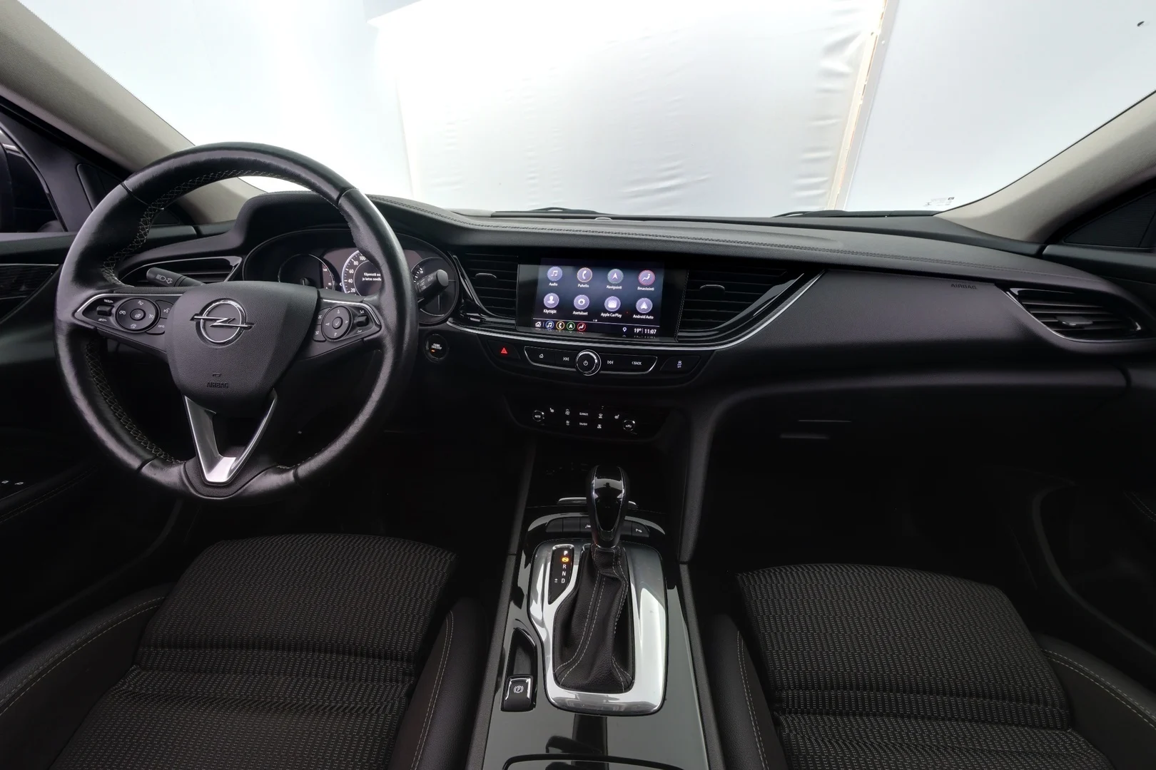 Car Image - 1WRlLMz9qRDoFJePgoEQ3Q