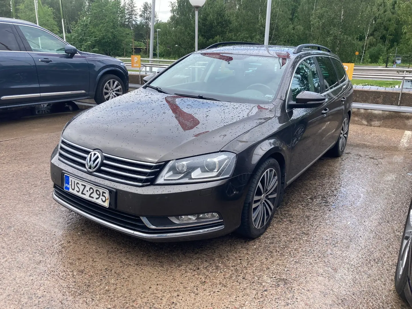 Car Image - 2Nn6Iu4PVUOXftUpdvL6DN