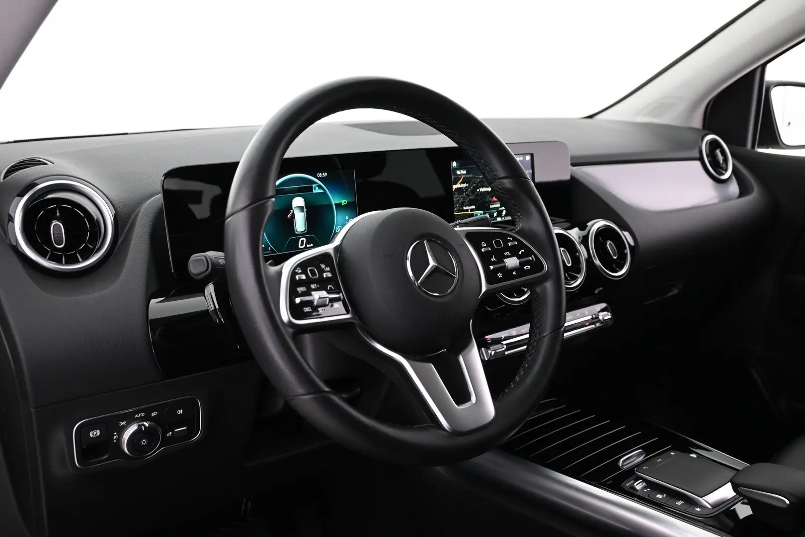 Car Image - 6mq4qFP1RsataBLCx0LzHX