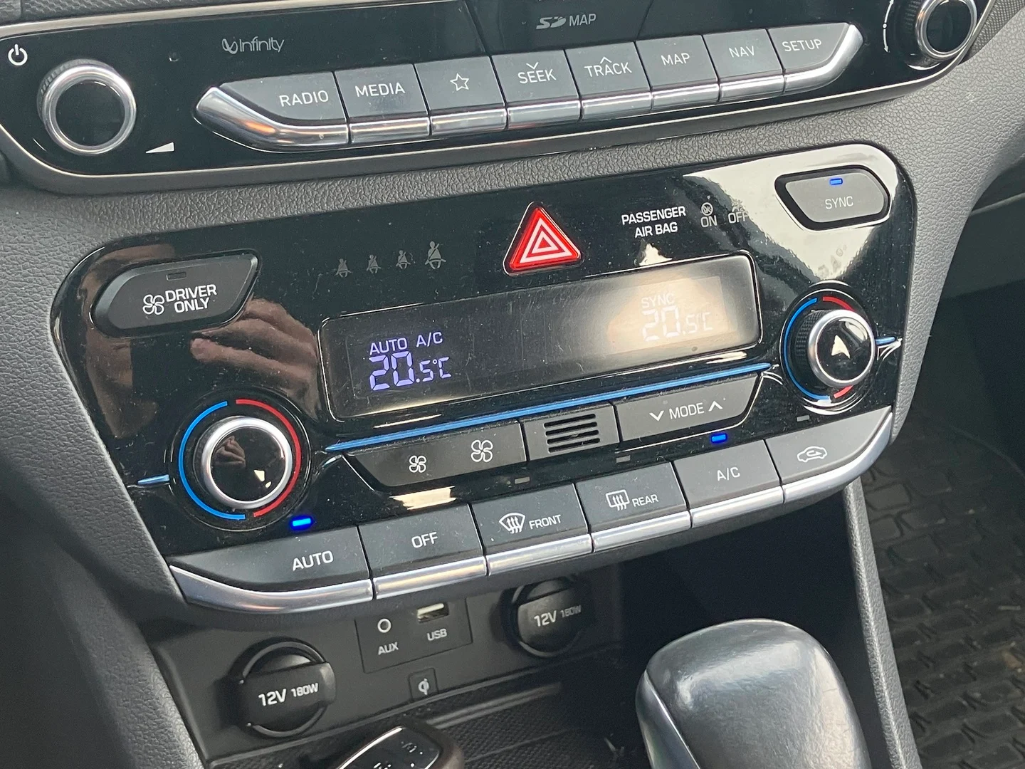 Car Image - 43lOlxZO4PZCwmN3pY4bYZ