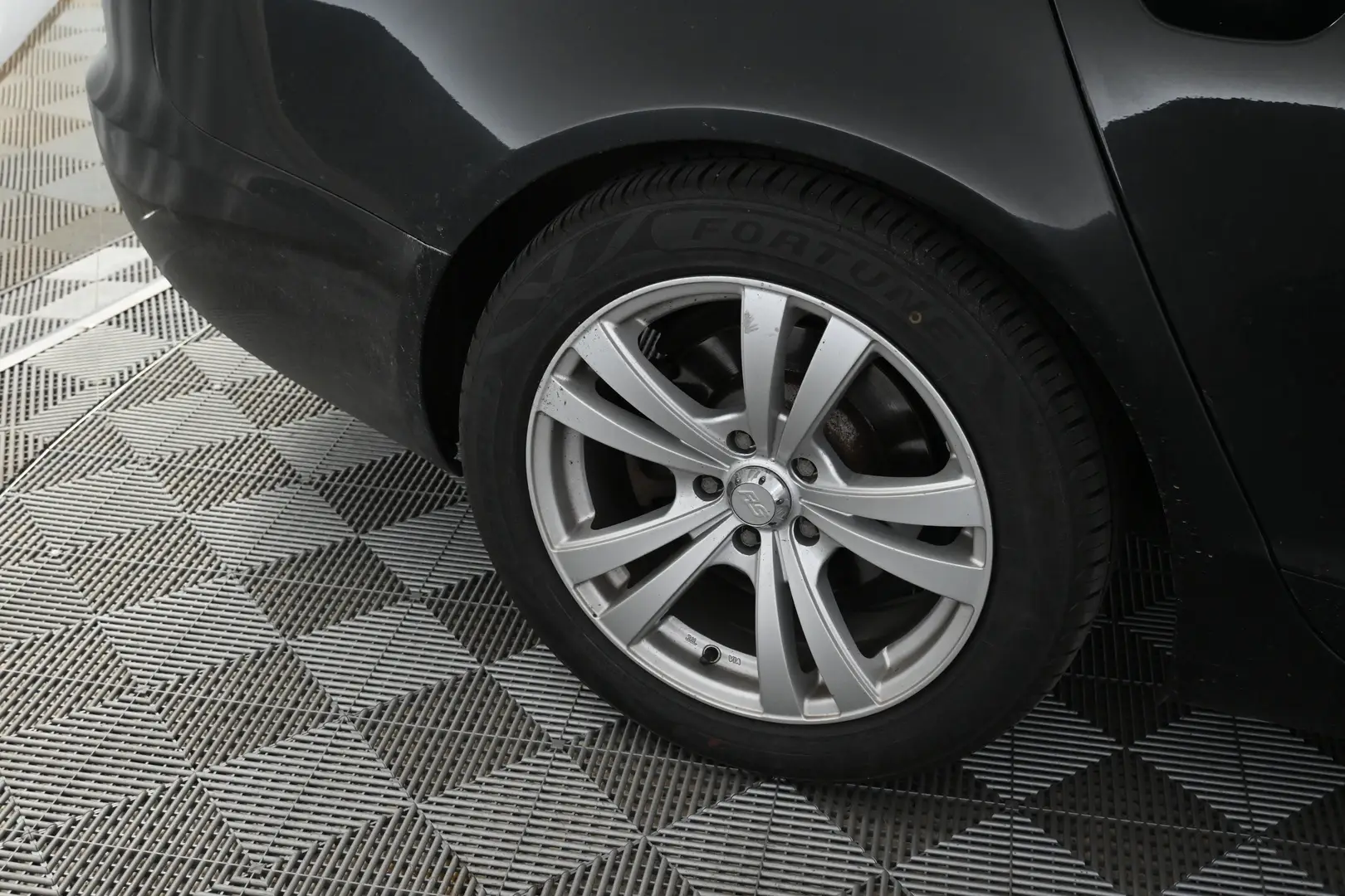 Car Image - 5g0JBX33N3sX9CK1t5J7DQ