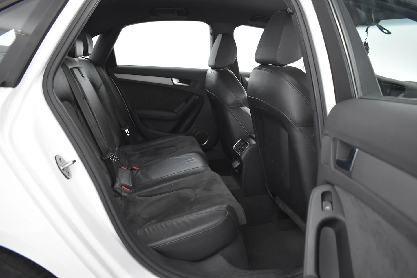 Car Image - 46MTer3wjm3bRlfZykP4hN