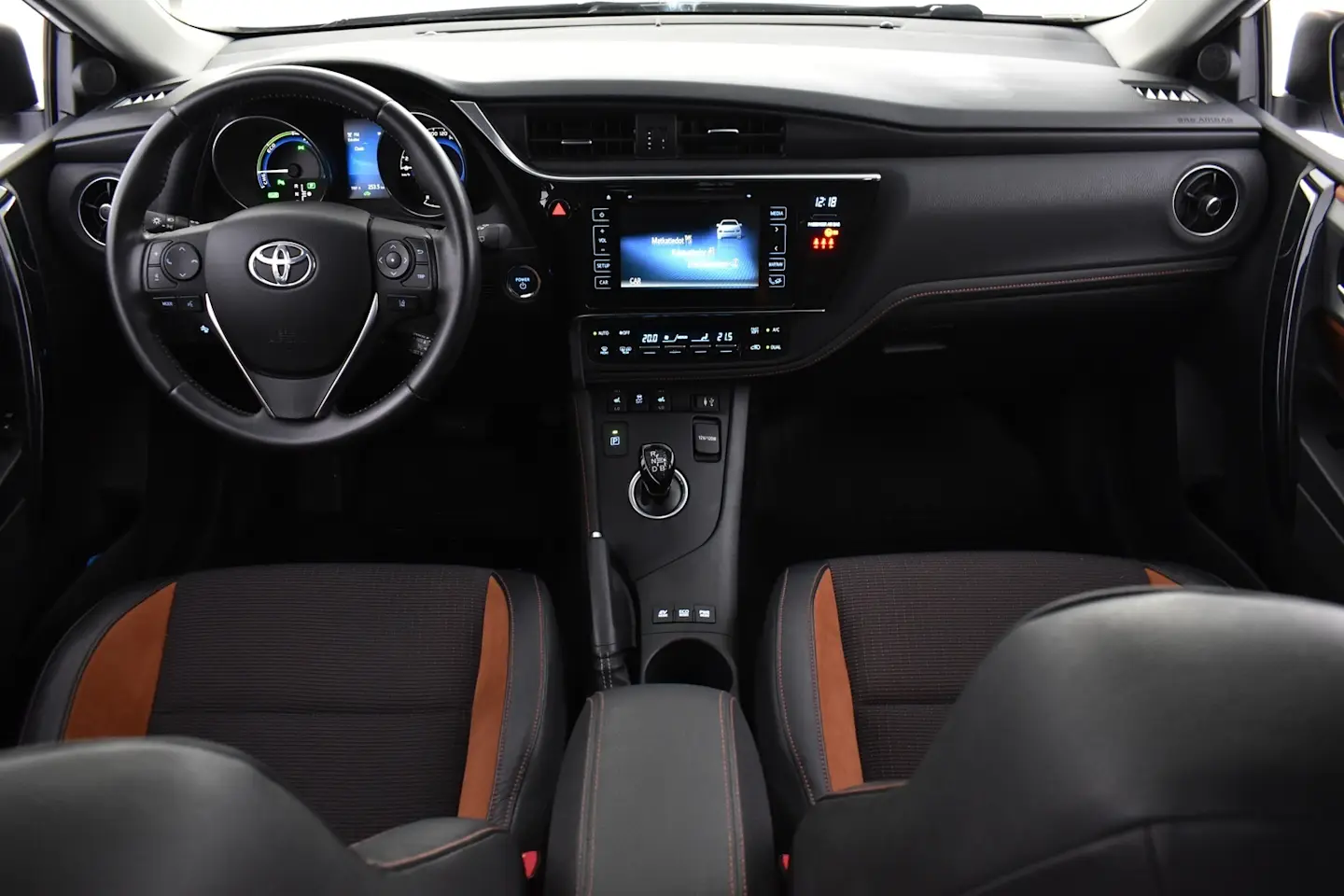 Car Image - 6aSoo8gPivWEXOtHK2565j