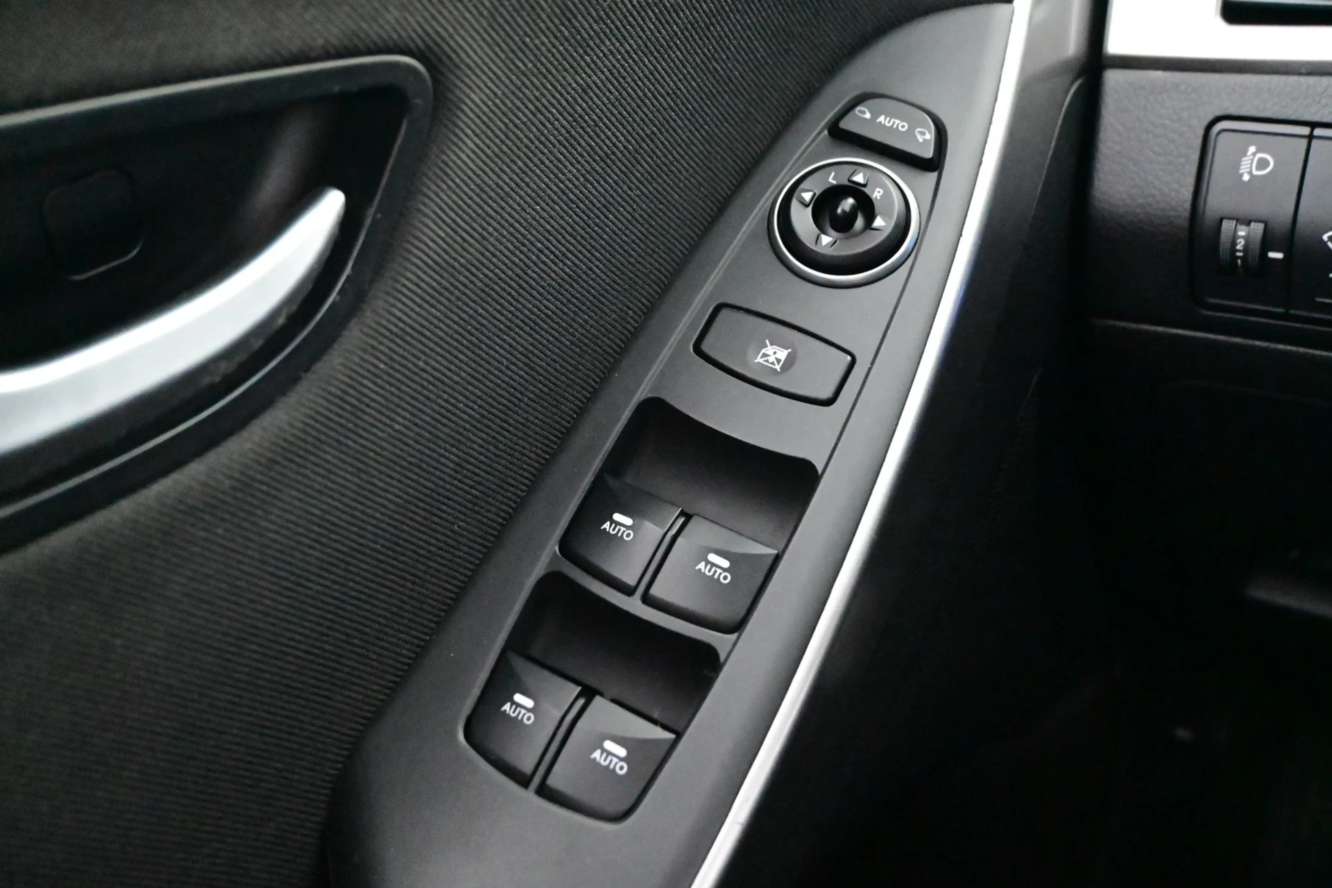 Car Image - 7smQrYWretsoIrdgWQ5tdA