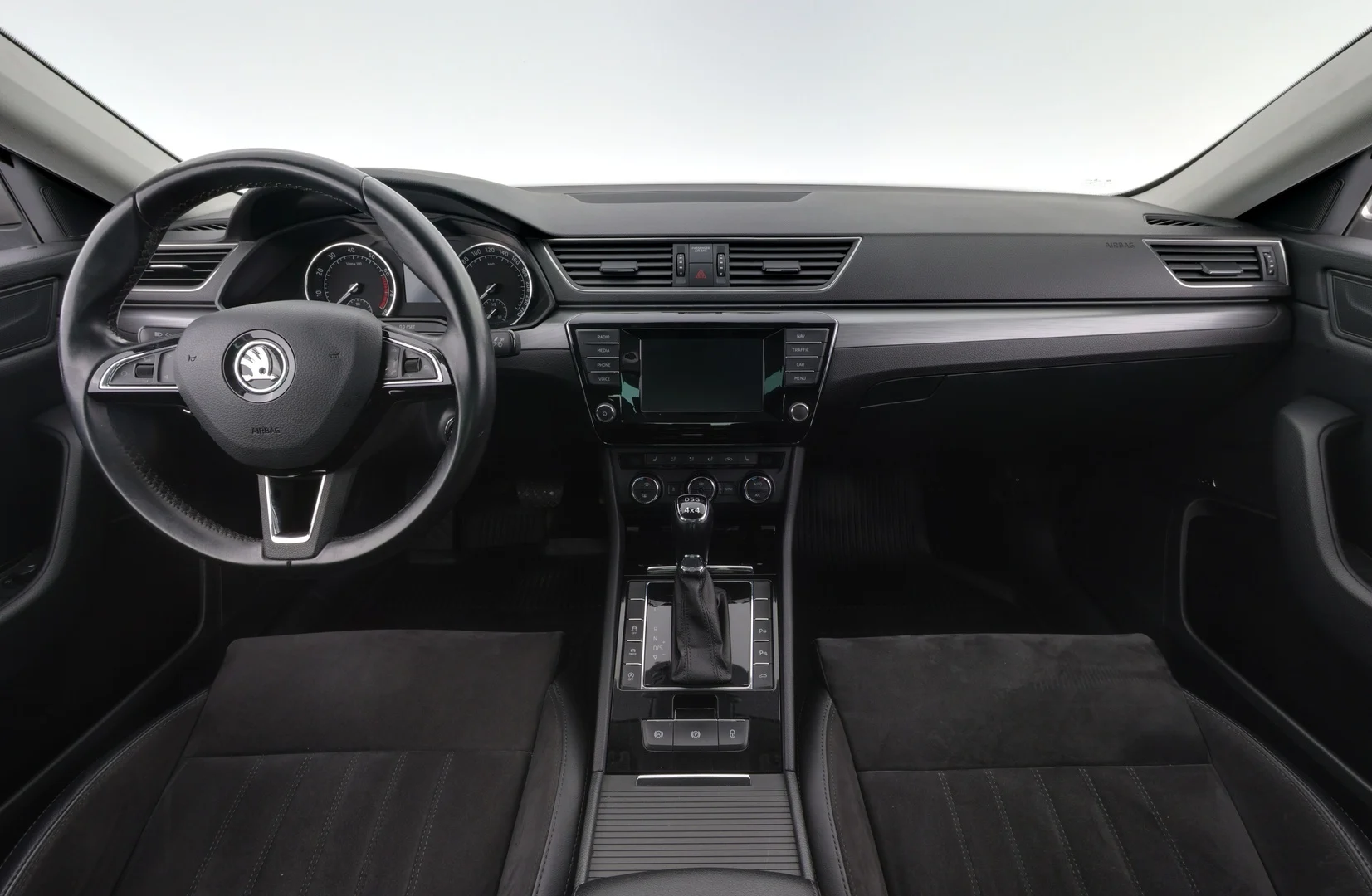 Car Image - 3rhcXen9Avu80hIdzkTKyM