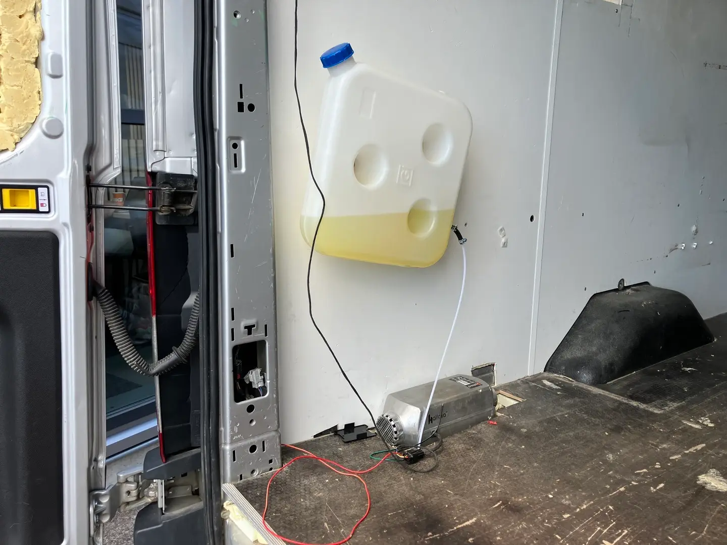 Car Image - 77QLFQHSzCLtYfLRVBPlaP