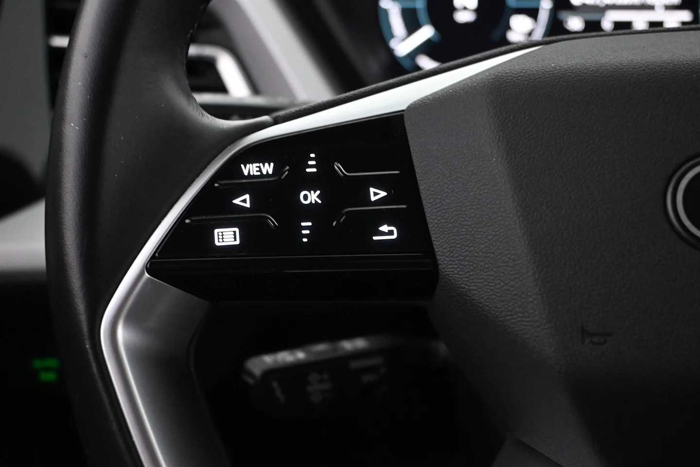 Car Image - 1biCP1kPR6m8JzgfFqo1MF