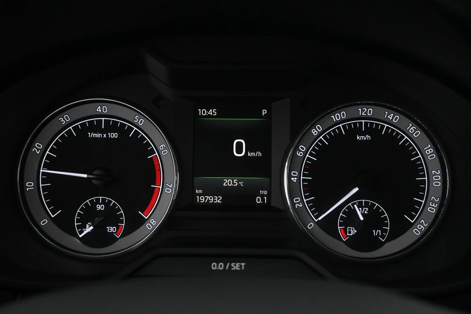 Car Image - 2SaPg6IZUVKnWmLFuAOvNn
