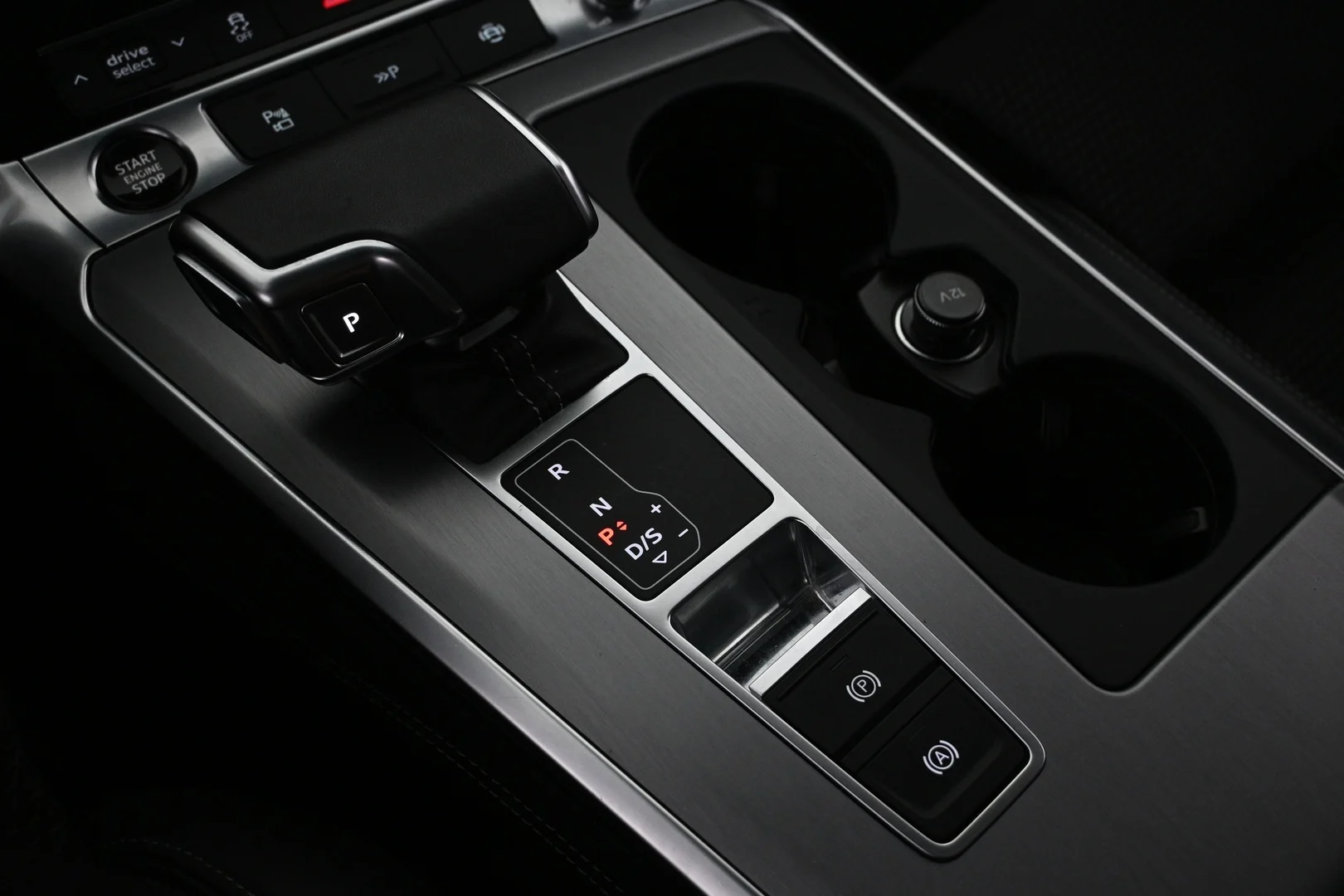 Car Image - 6foUfavXgjIg94HUxnKlIX