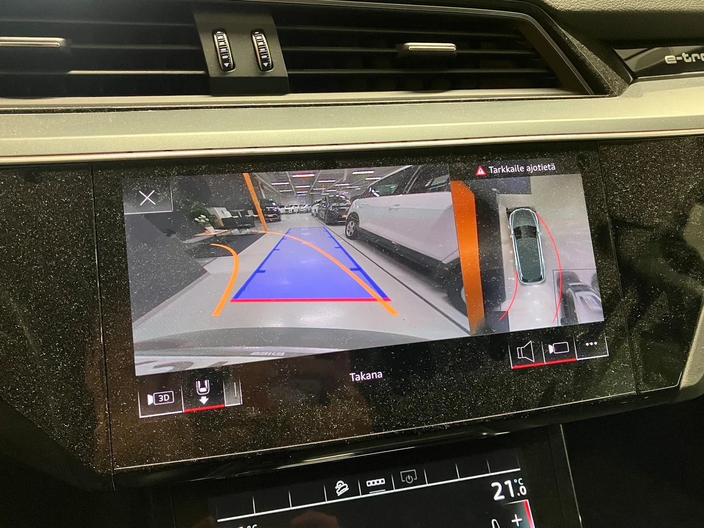 Car Image - 1Fd1T5uJMC3zTMcNtCQD6F