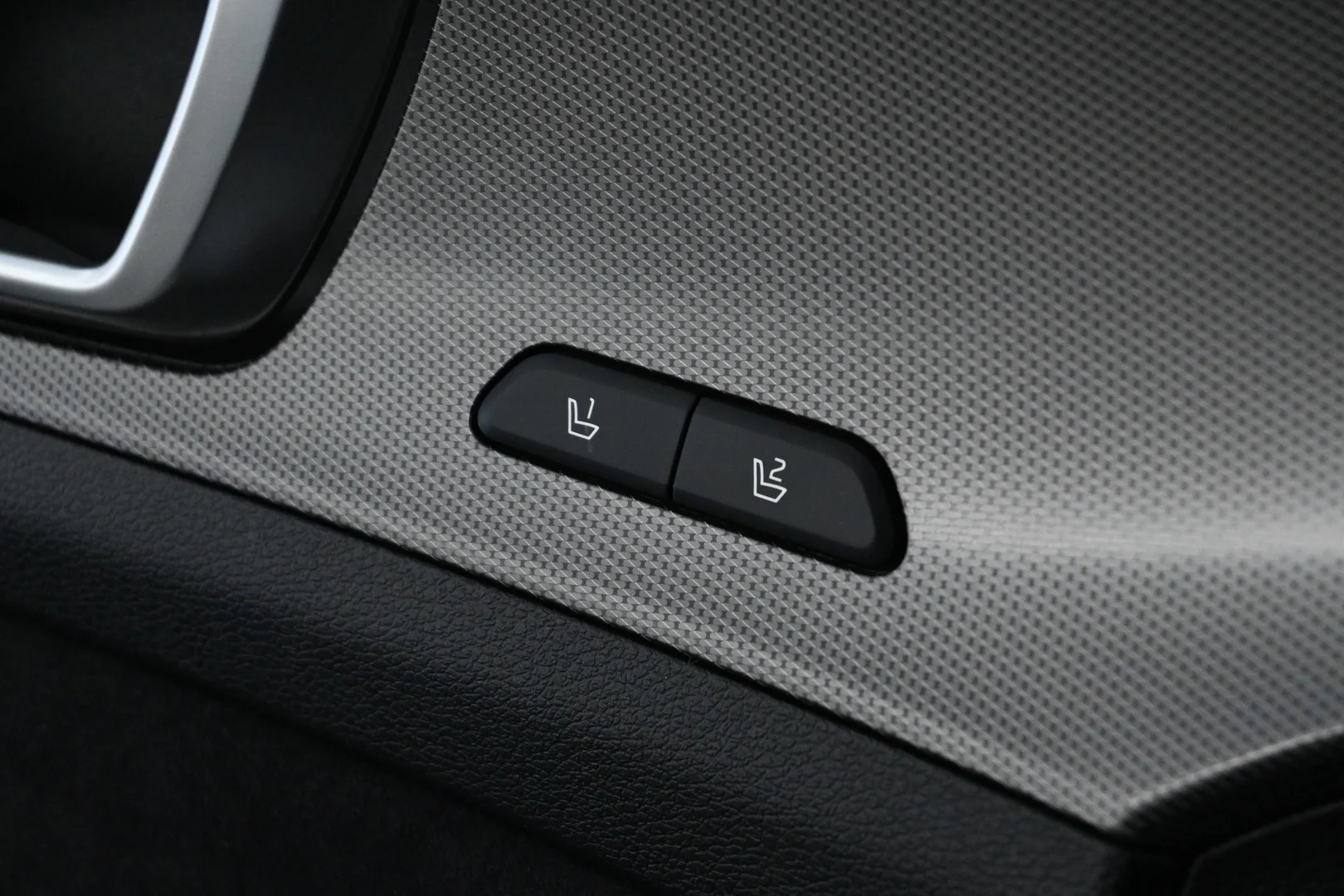 Car Image - WLSbbEJ29XlgDPDgLlyNU