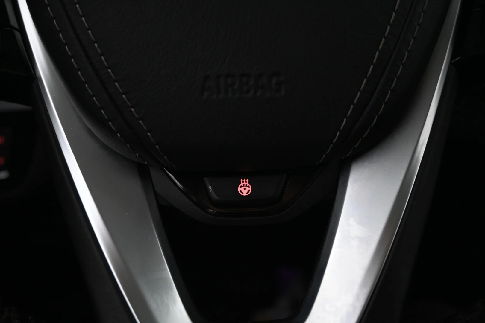 Car Image - 21Xn4AXW7HGPXaDPX2cvm4