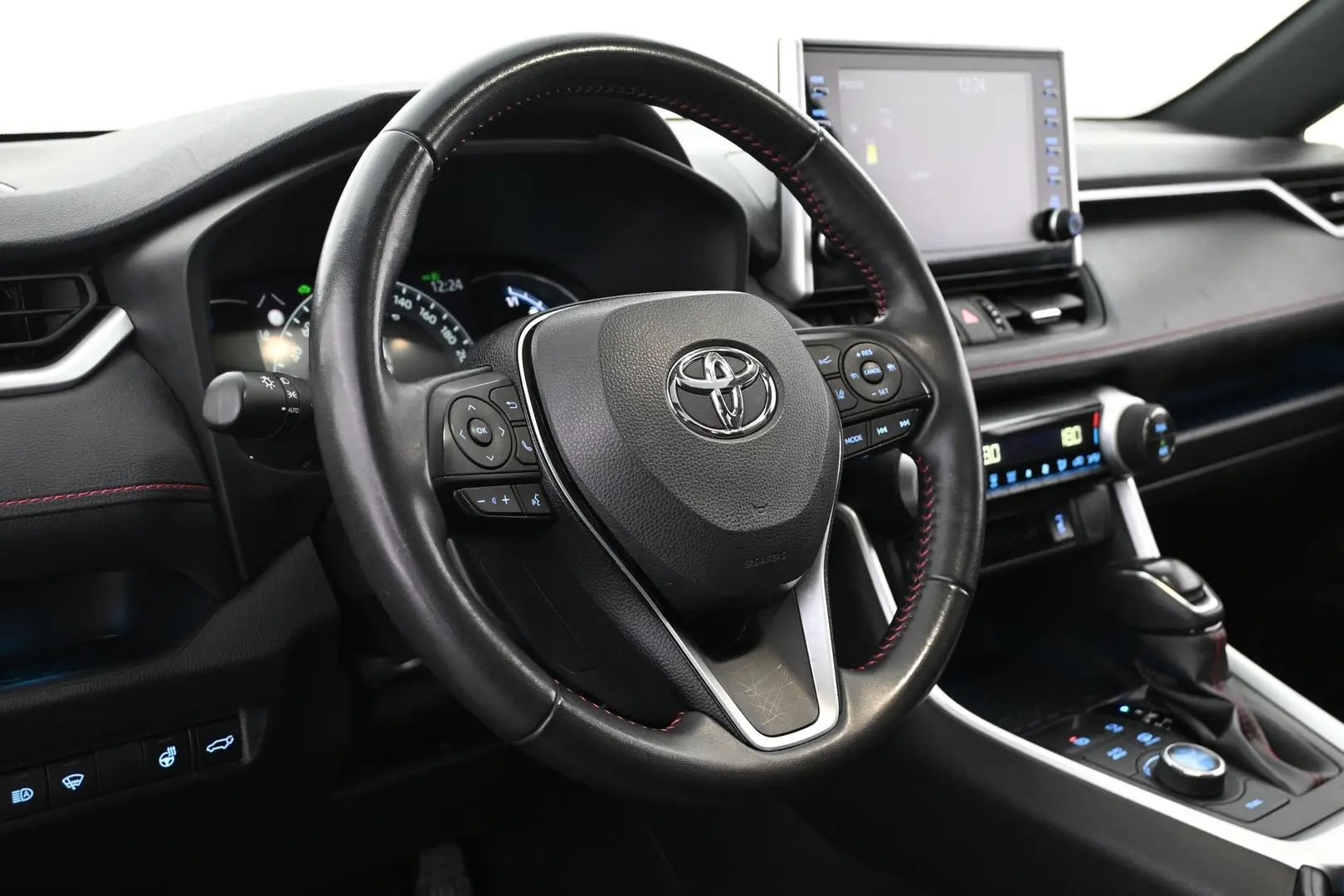 Car Image - 3EiiYGUp6XvJDncb9sjRMa