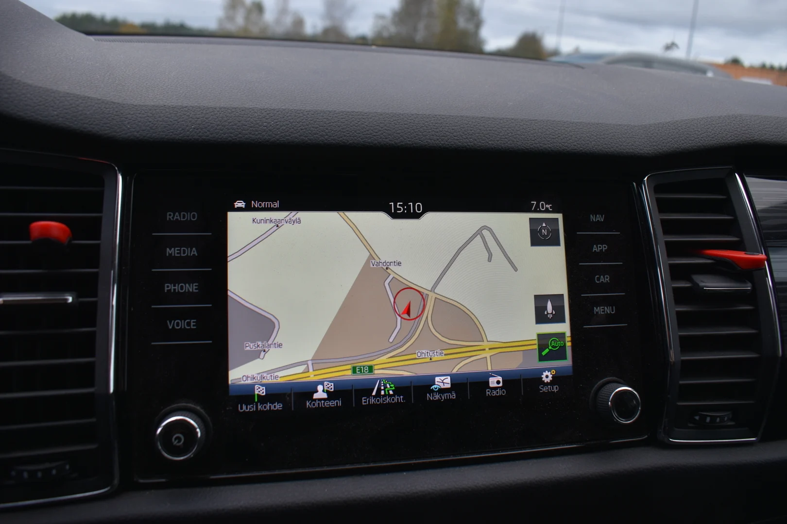 Car Image - 5hLoFwjJbZWoS6aWXnRJw1