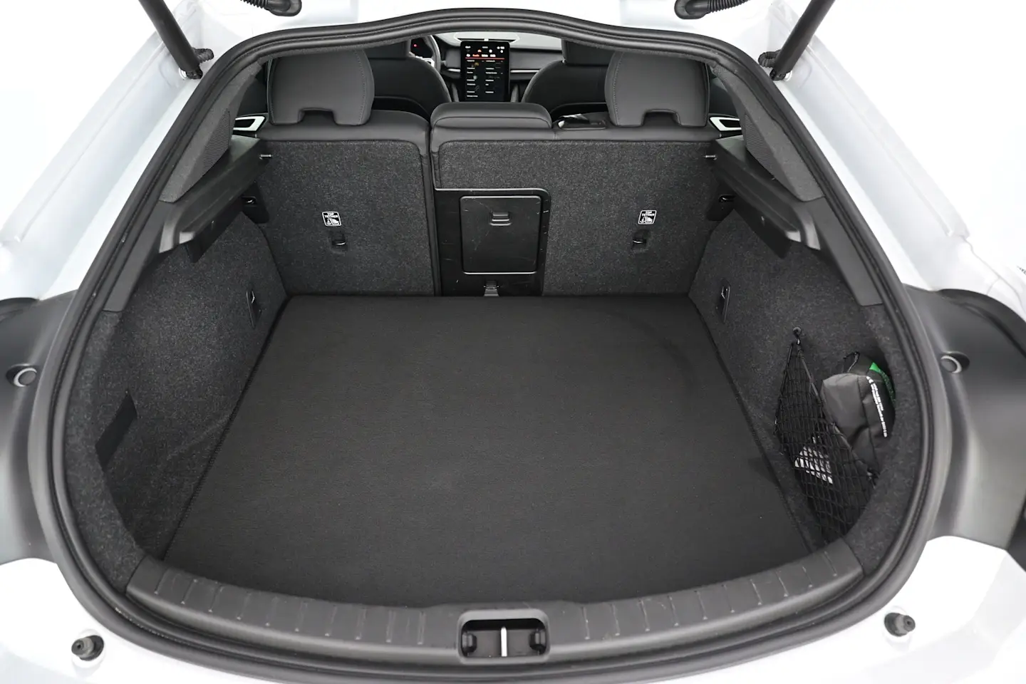 Car Image - 7Du7NinErQ8QlnoaKYQlPZ