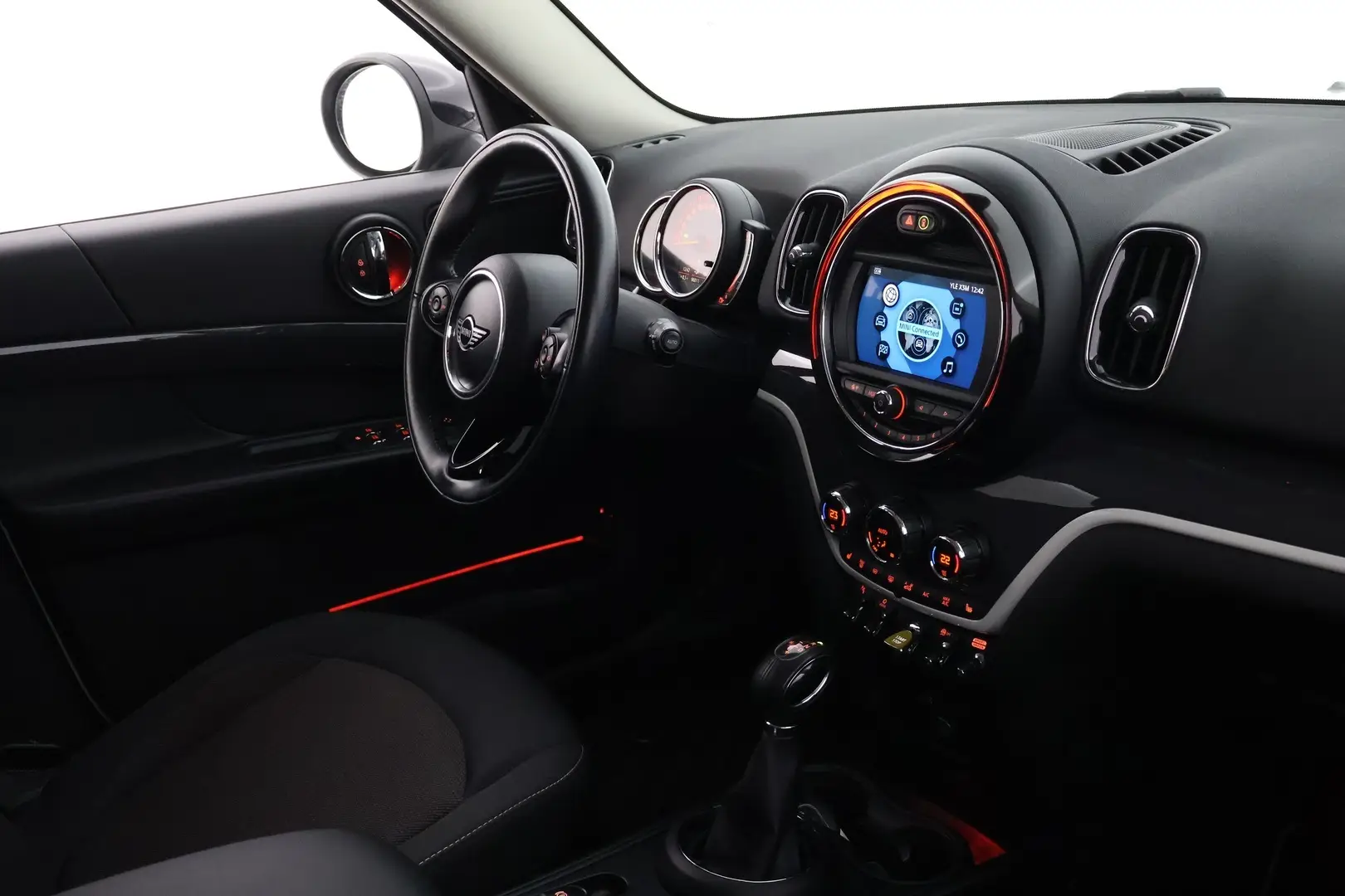 Car Image - XsRW4t33193iU7AcfeZys