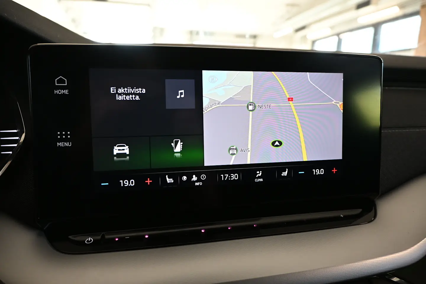 Car Image - 4uTzdyM1ijrcQnkGdFaJ33