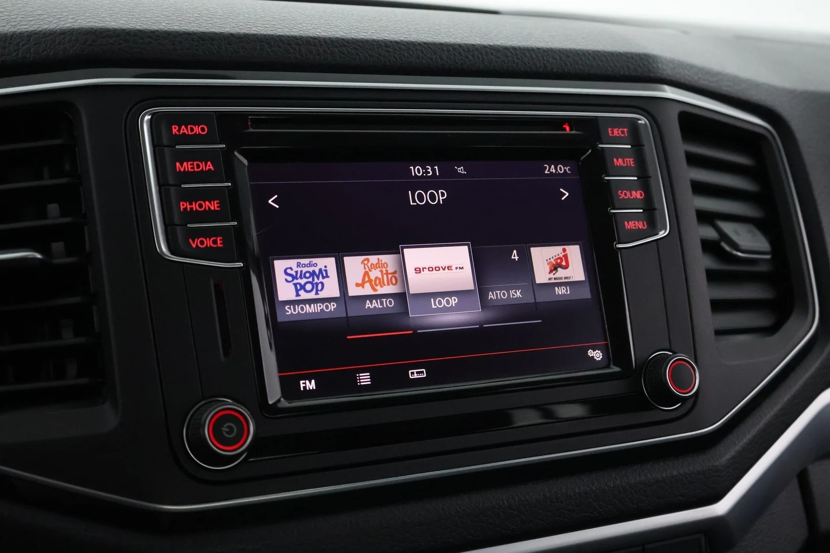 Car Image - 5fIUU6OGiCnivMp8aaXiDB