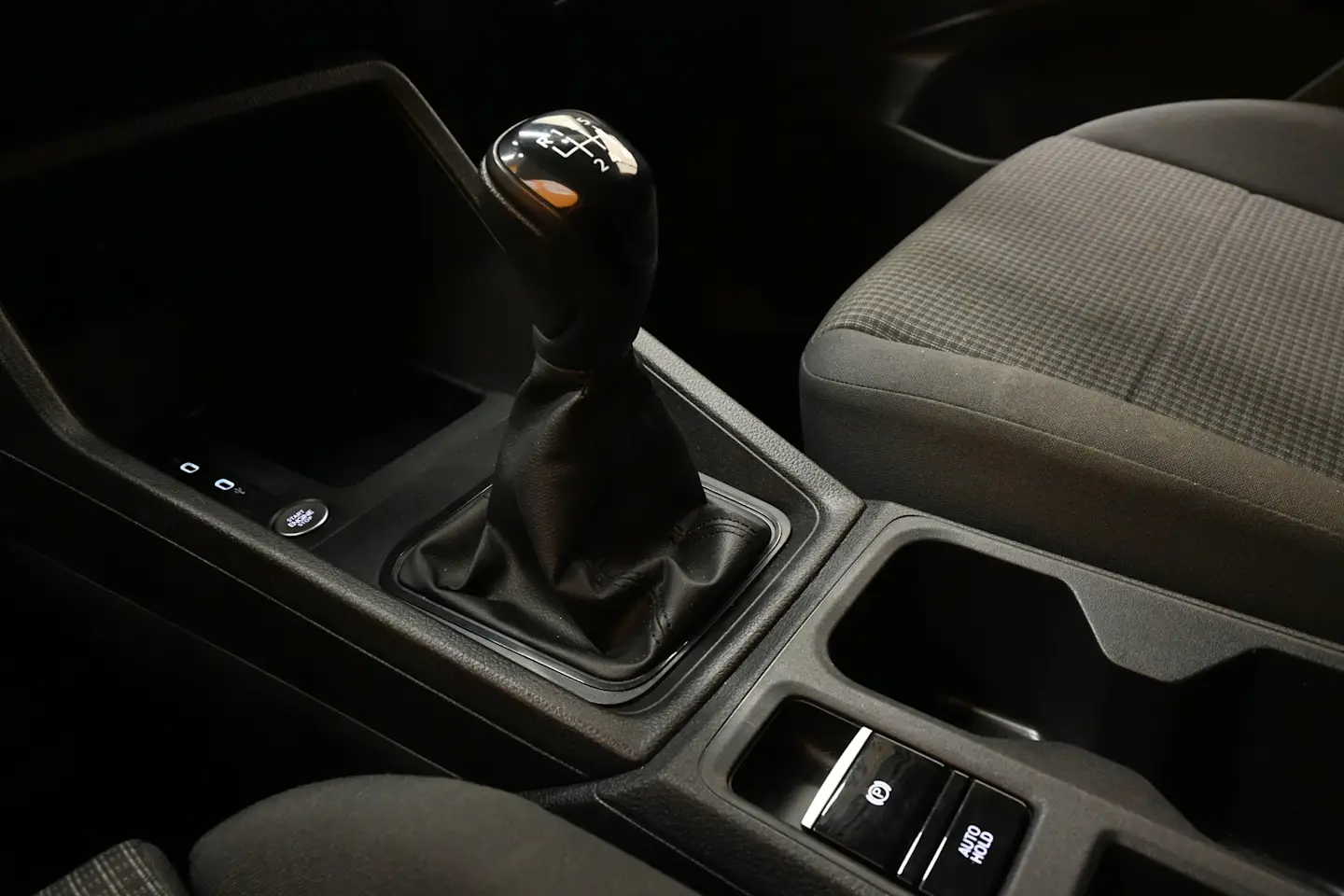 Car Image - 577MRx1Zw0rPGOKA8LWm8L