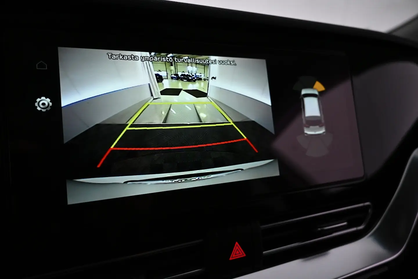 Car Image - G4OTj8Vm0Gp5cUnDqLHo1