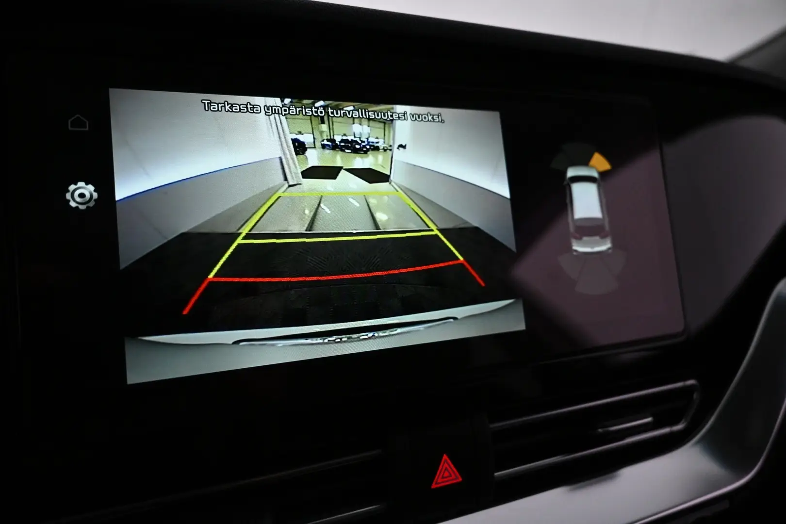 Car Image - G4OTj8Vm0Gp5cUnDqLHo1