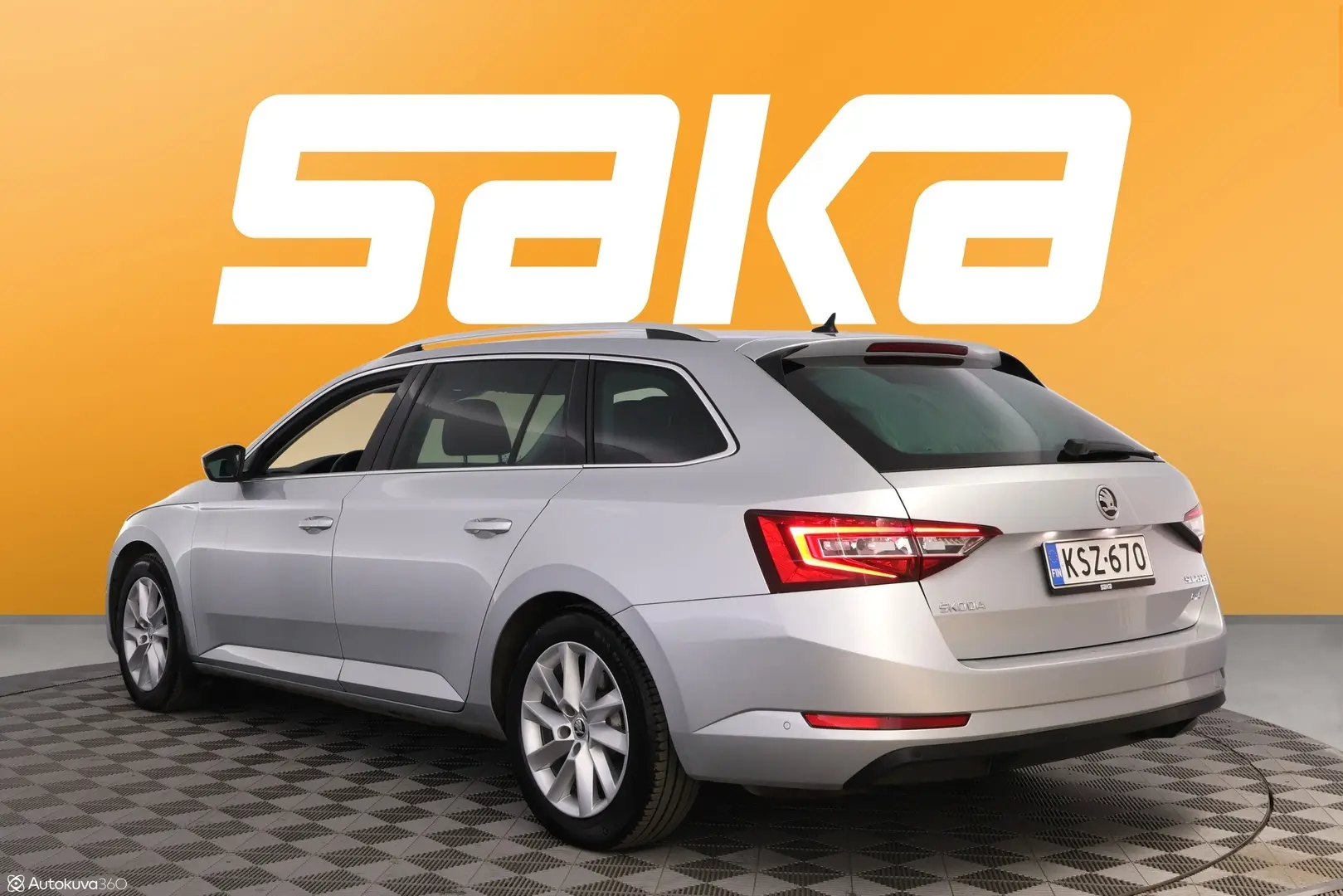 Car Image - 7HAbkWZSFG1pKNiStAGeiF