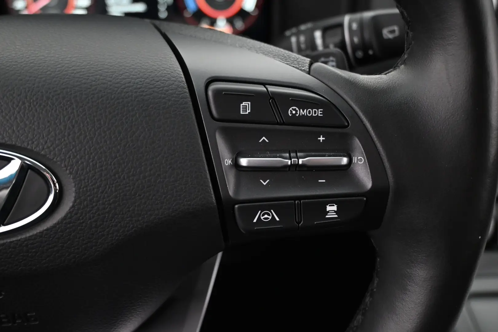 Car Image - aVA7qTnF3aU7gqFxGTAwt