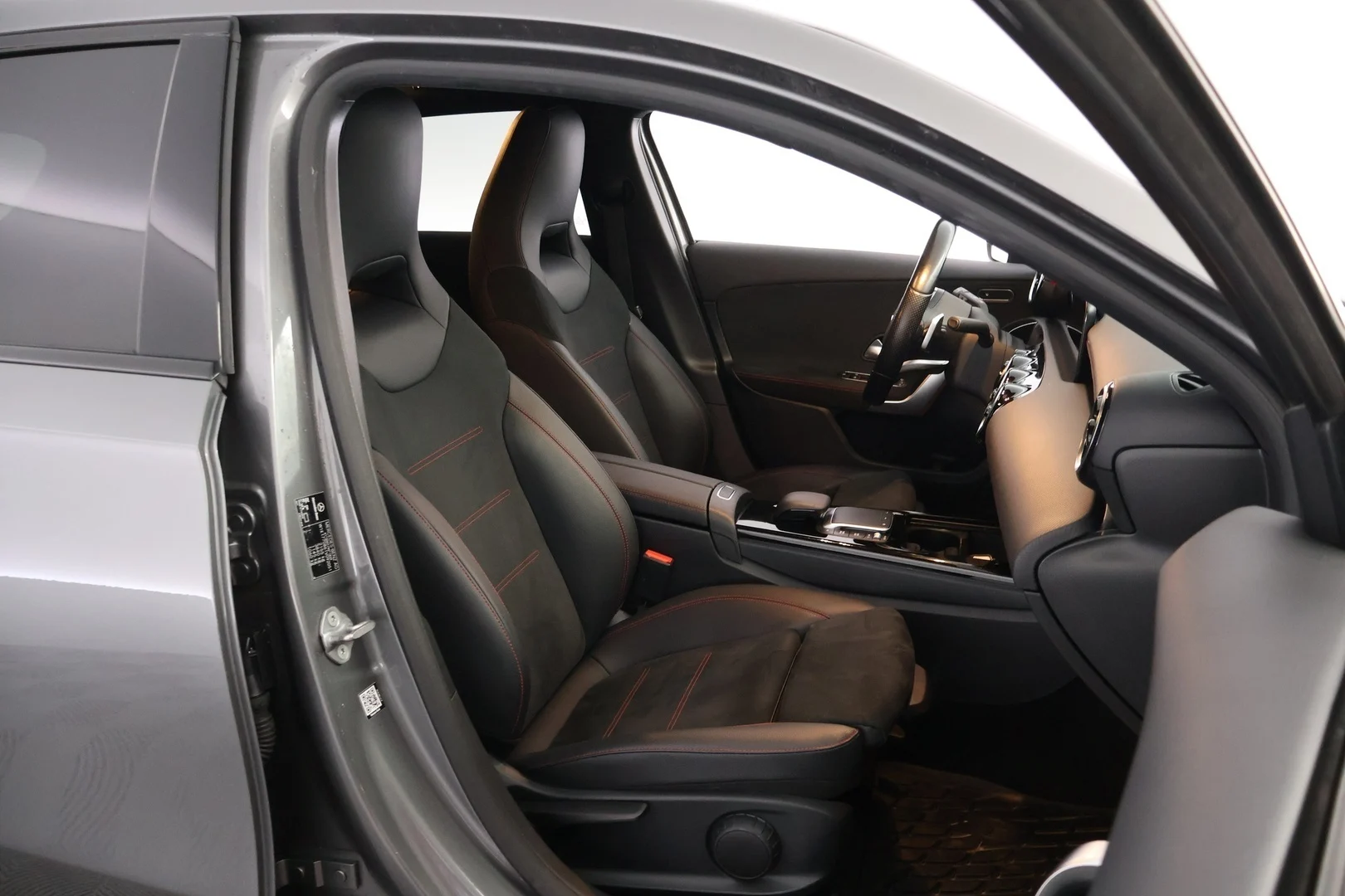 Car Image - 61SkymPmBvwSH0E4nBixhU