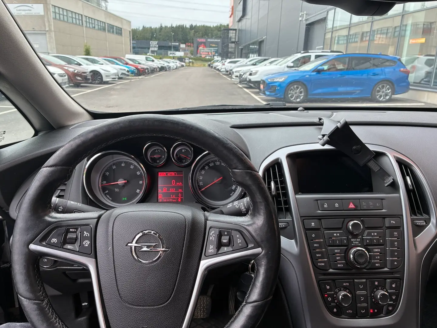 Car Image - Gtn3DDUUklp9sUbFPxS6Z