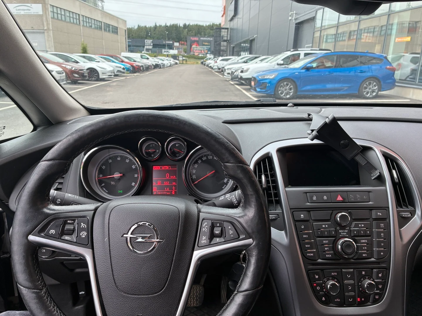 Car Image - Gtn3DDUUklp9sUbFPxS6Z