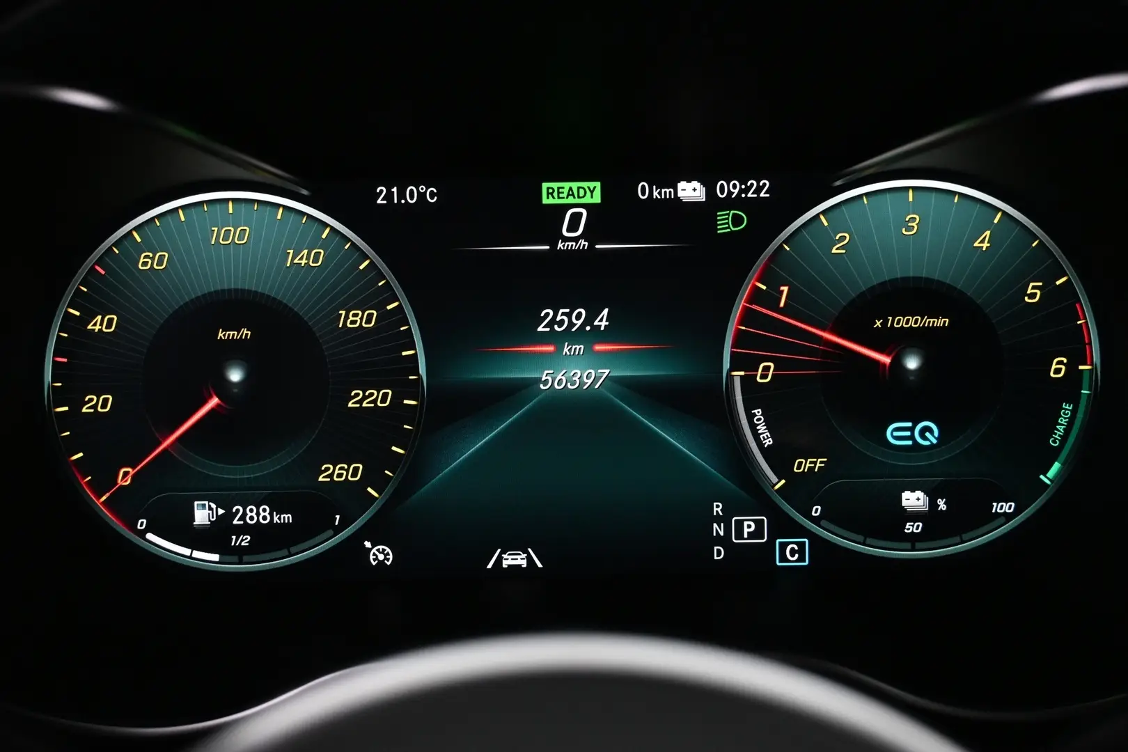 Car Image - 6H2r5xwdSU8rhUpXaard6D