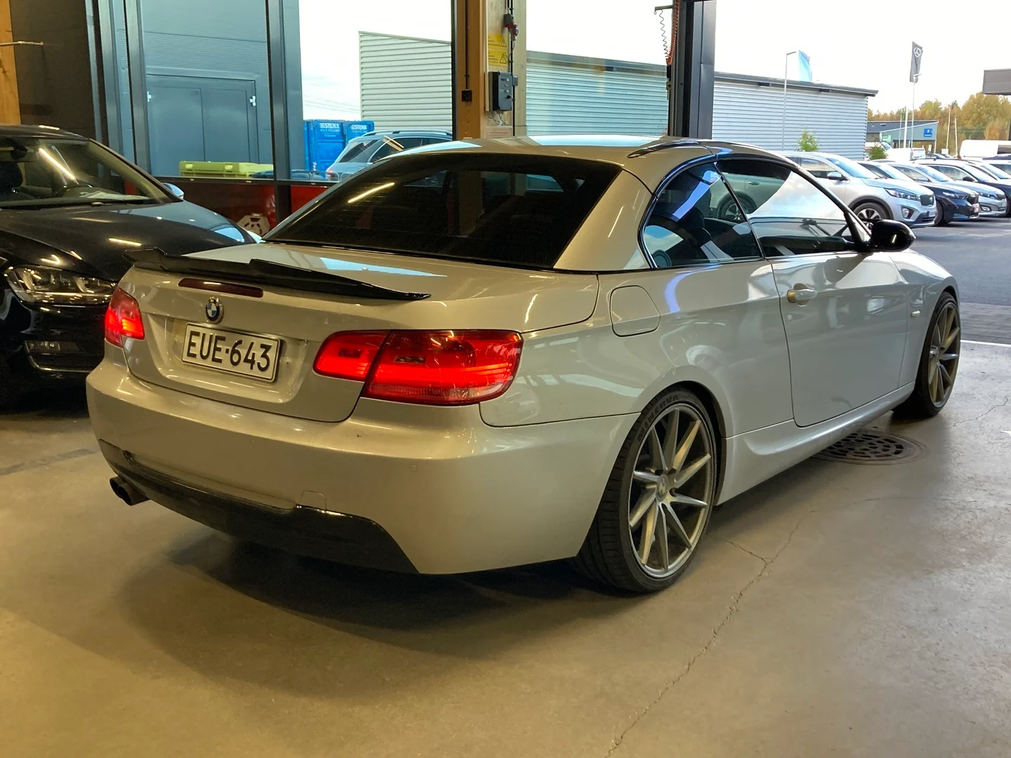 Car Image - 25tKMTqvaYQasGHY5bHJd8