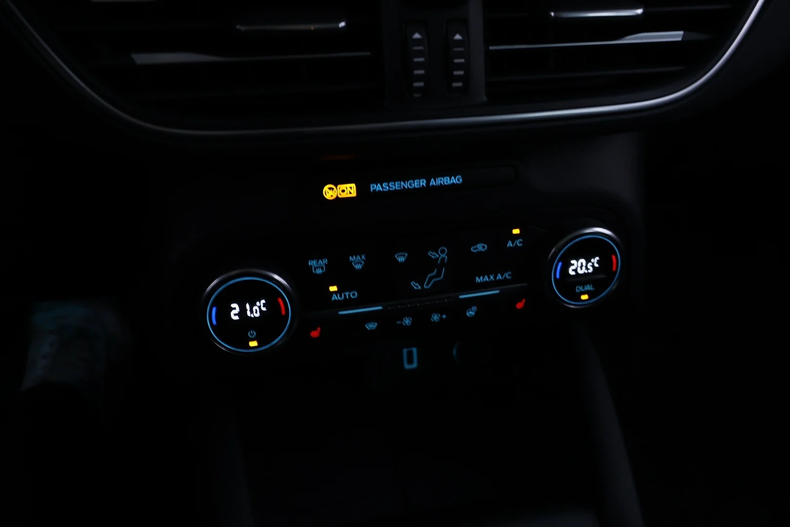 Car Image - 6zKuZQoWj3fexi0UicyyGV