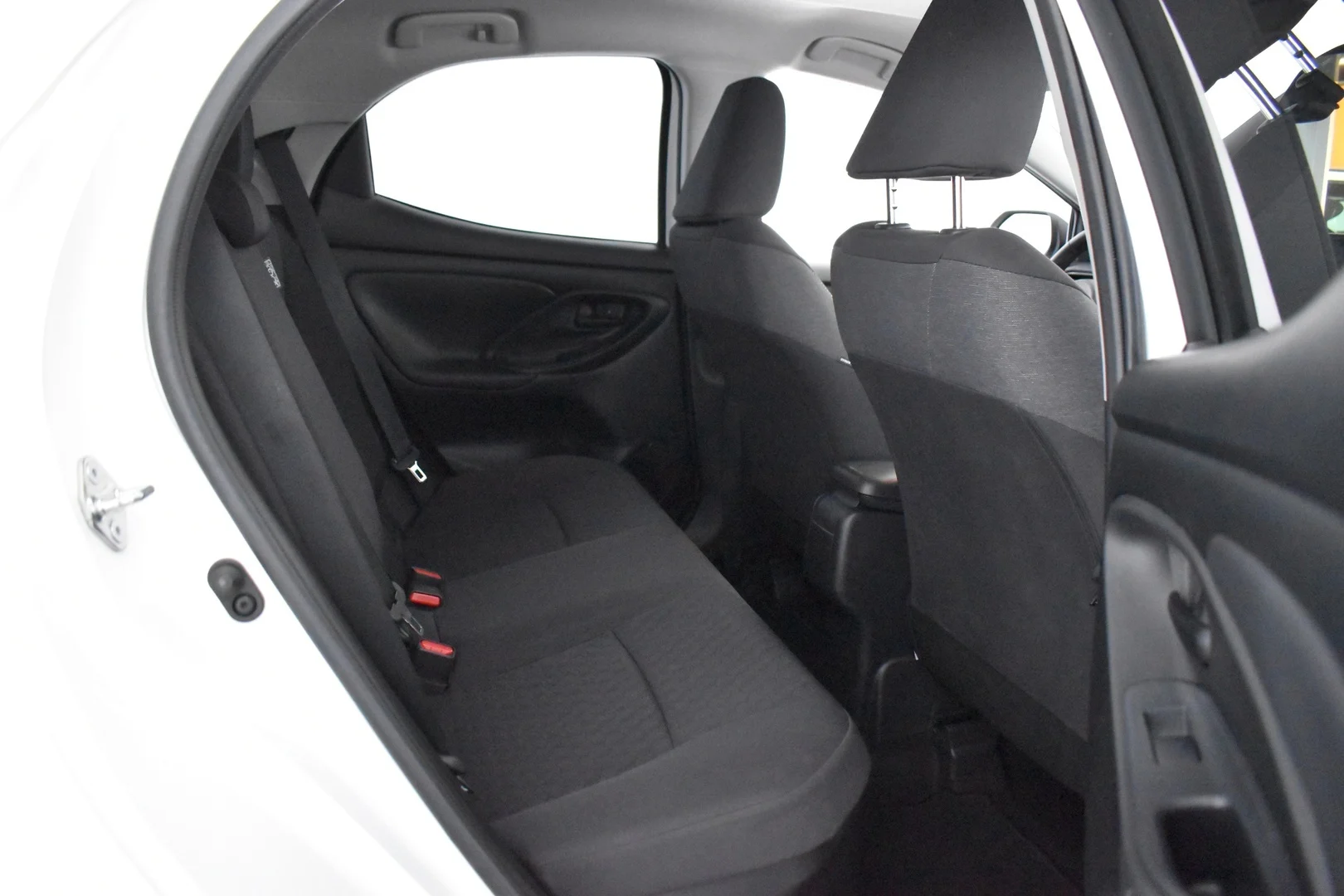 Car Image - 4zheQT2n9VLXR6zXTEF1Go